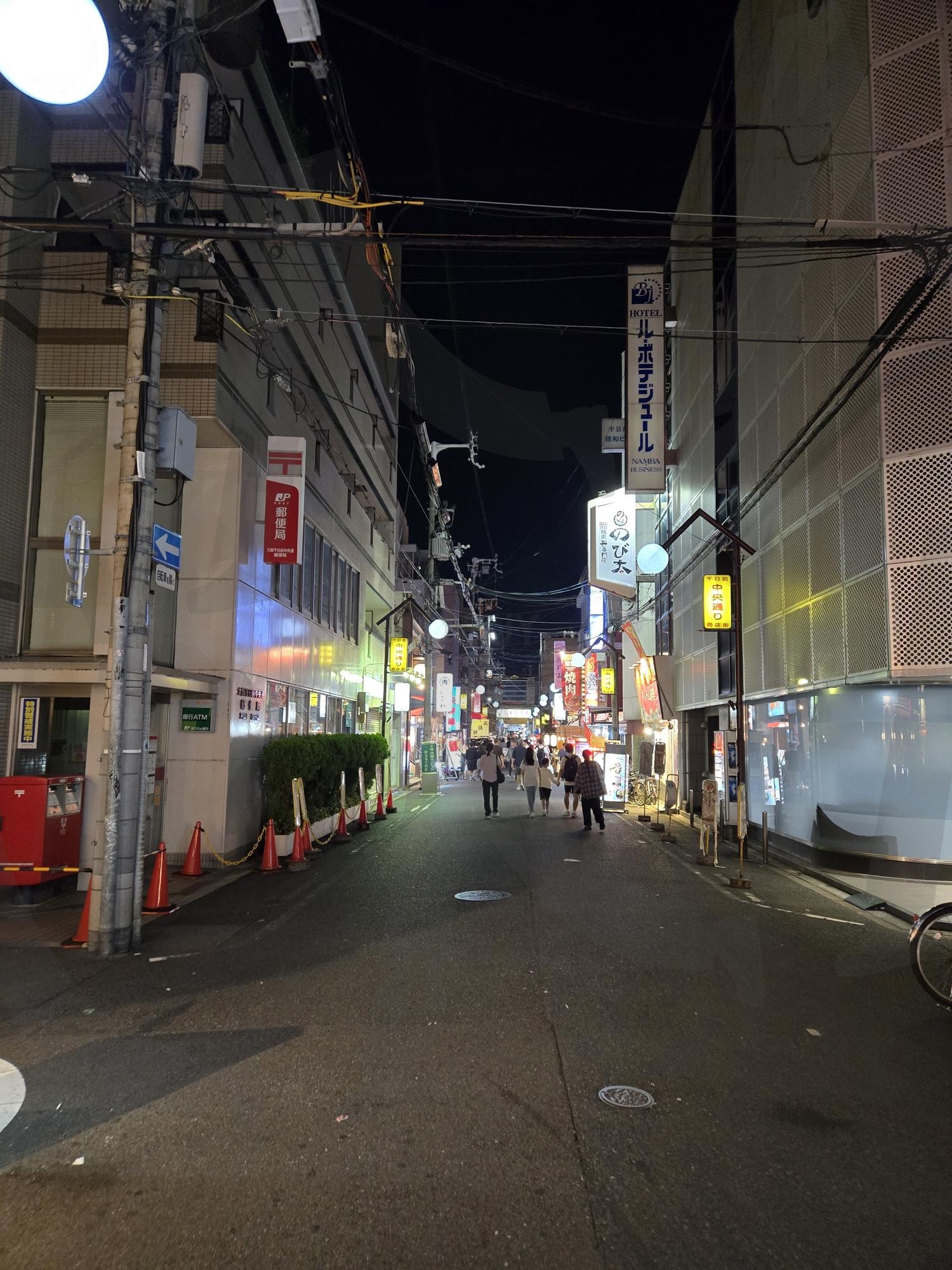 일본 오사카 난바 거리 | 일본, 오사카, 난바, 일본여행, 오사카거리, 난바거리, 난바 풍경, 오사카 야경, 오사카 풍경, 오사카여행 | 스탠바이 STANDBUY 디지털 콘텐츠