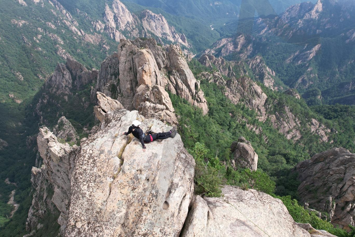 설악산 범봉 | 설악산, 범봉, 설악산 국립공원, 힐링, 산 | 스탠바이 STANDBUY 디지털 콘텐츠