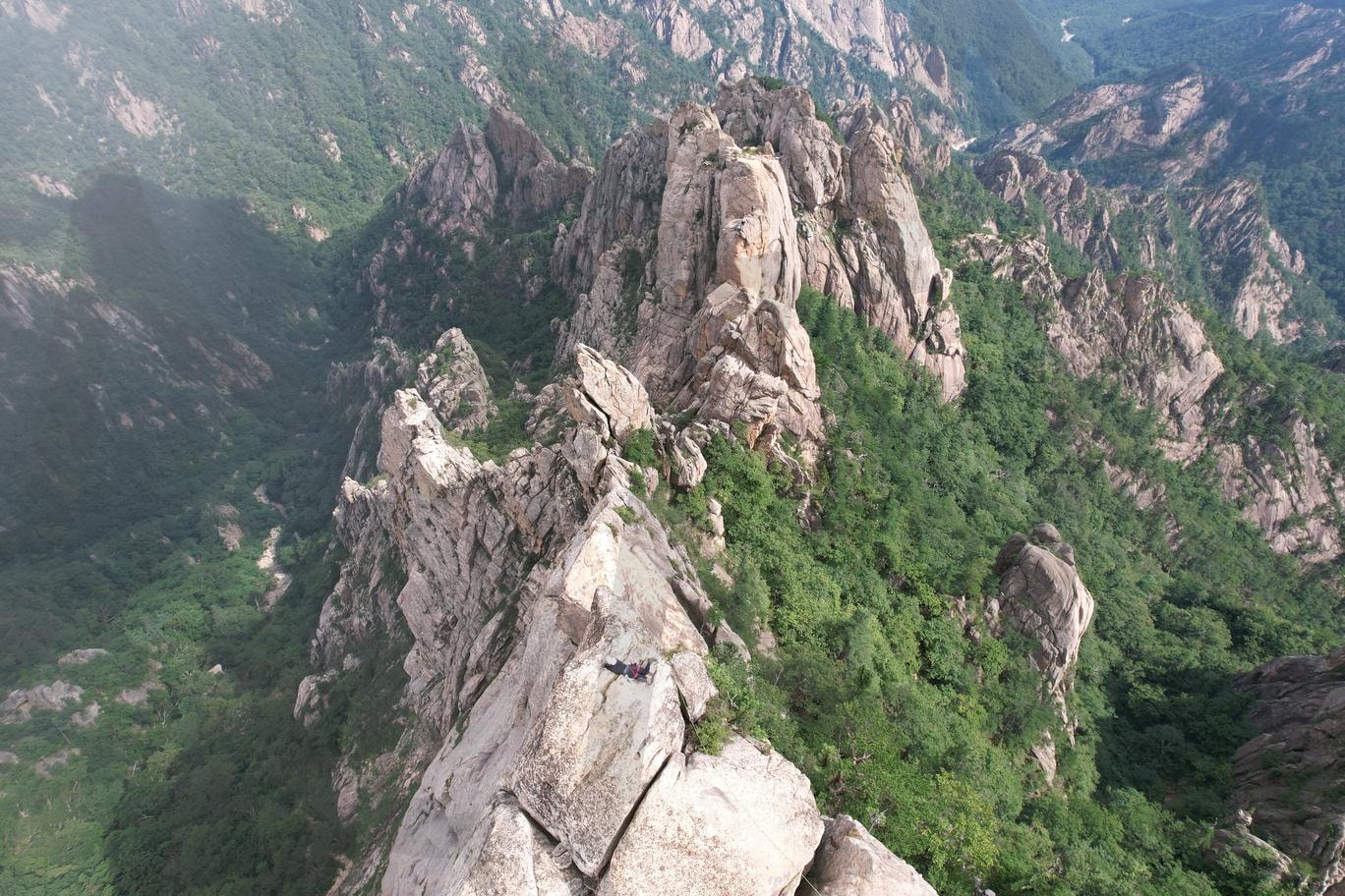 설악산 범봉 | 설악산국립공원, 산, 암벽등반, 천화대, 범봉, 거벽 | 스탠바이 STANDBUY 디지털 콘텐츠