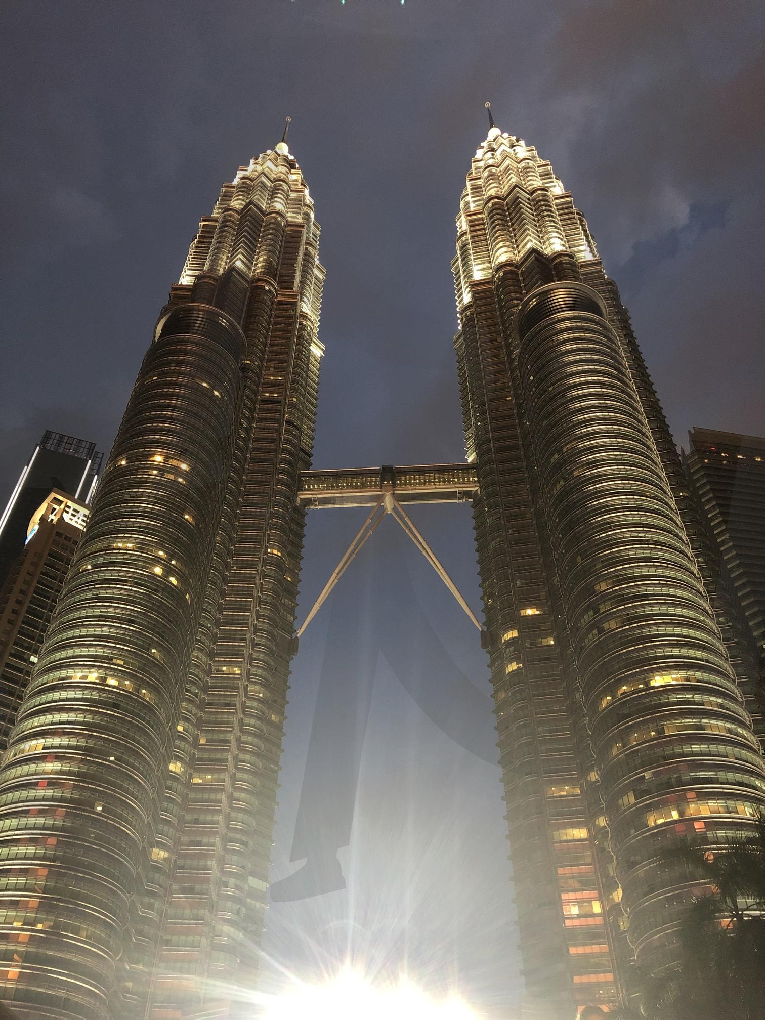 쌍둥이빌딩 | 쿠알라름프르, 쌍둥이빌딩, 말레이시아, 야경, 화려함 | 스탠바이 STANDBUY 디지털 콘텐츠