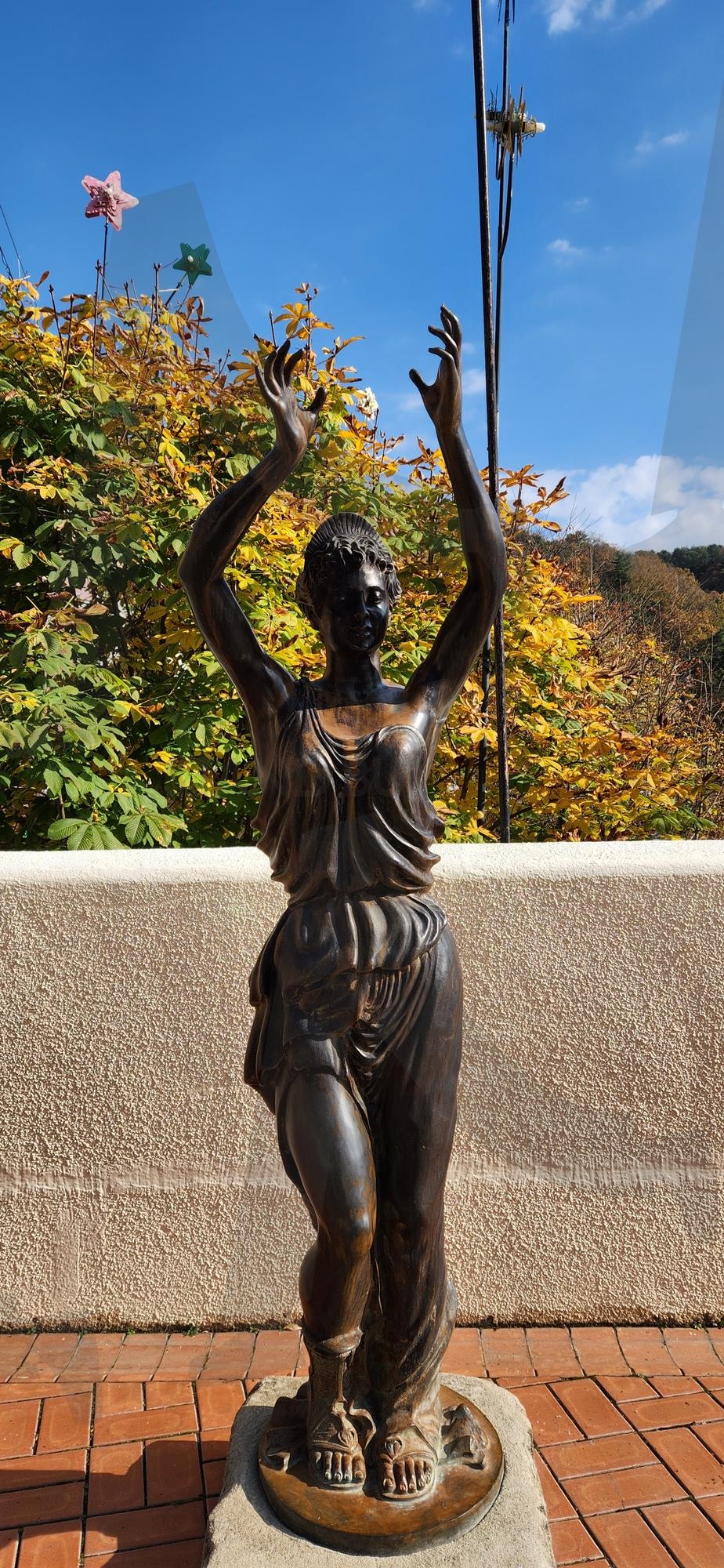 쁘띠 프랑스 홍보관 외부 조형물 | 쁘띠, 프랑스, 홍보관, 조형물, 가평 | 스탠바이 STANDBUY 디지털 콘텐츠