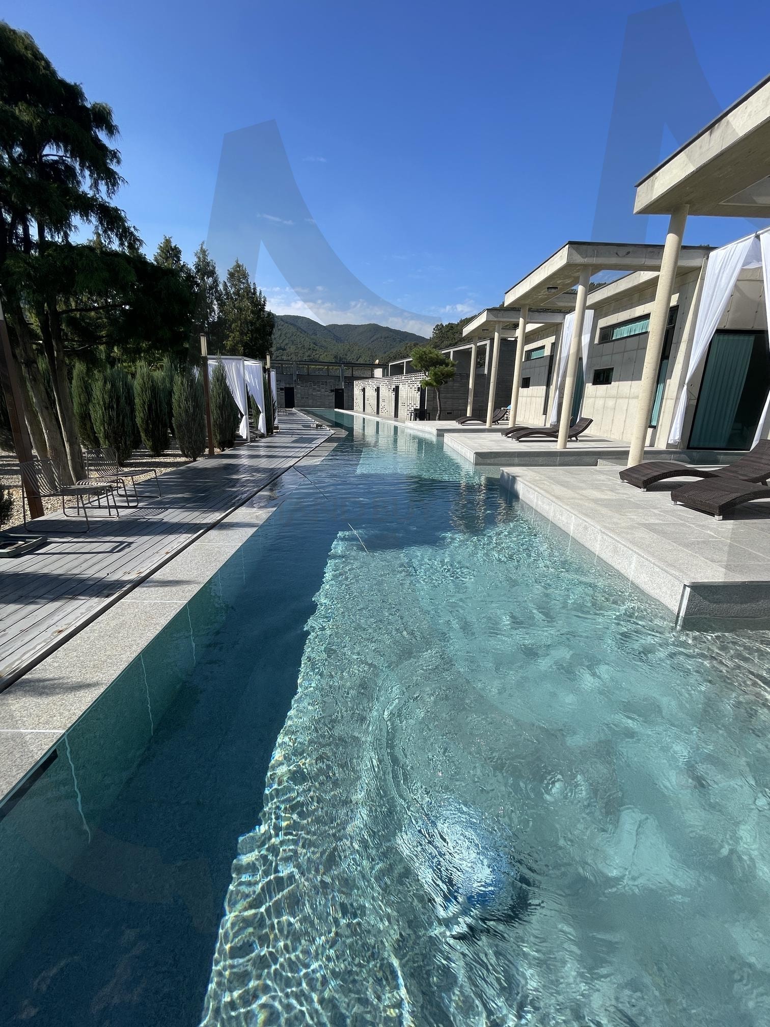 청주 풀빌라 펜션 | 힐링, 여행, 수영장, 날씨, 추억, 일상 | 스탠바이 STANDBUY 디지털 콘텐츠