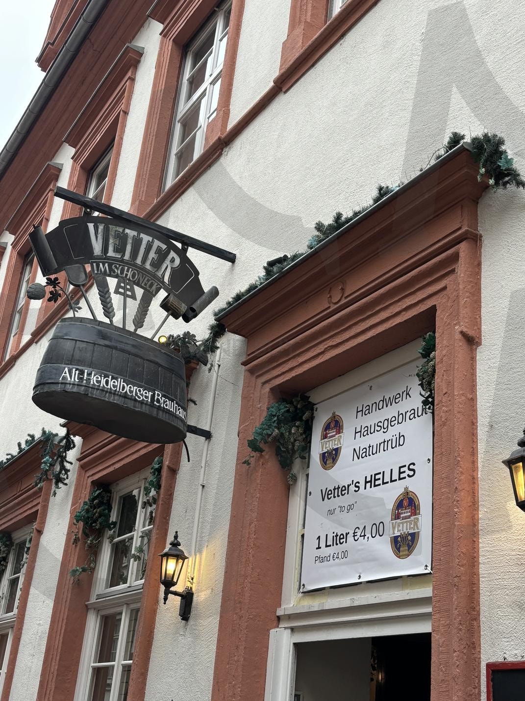 하이델베르크 여행에서 찍은 이쁜 가게 간판 | 하이델베르크, 여행, 독일여행, 유럽건물, 유럽 | 스탠바이 STANDBUY 디지털 콘텐츠