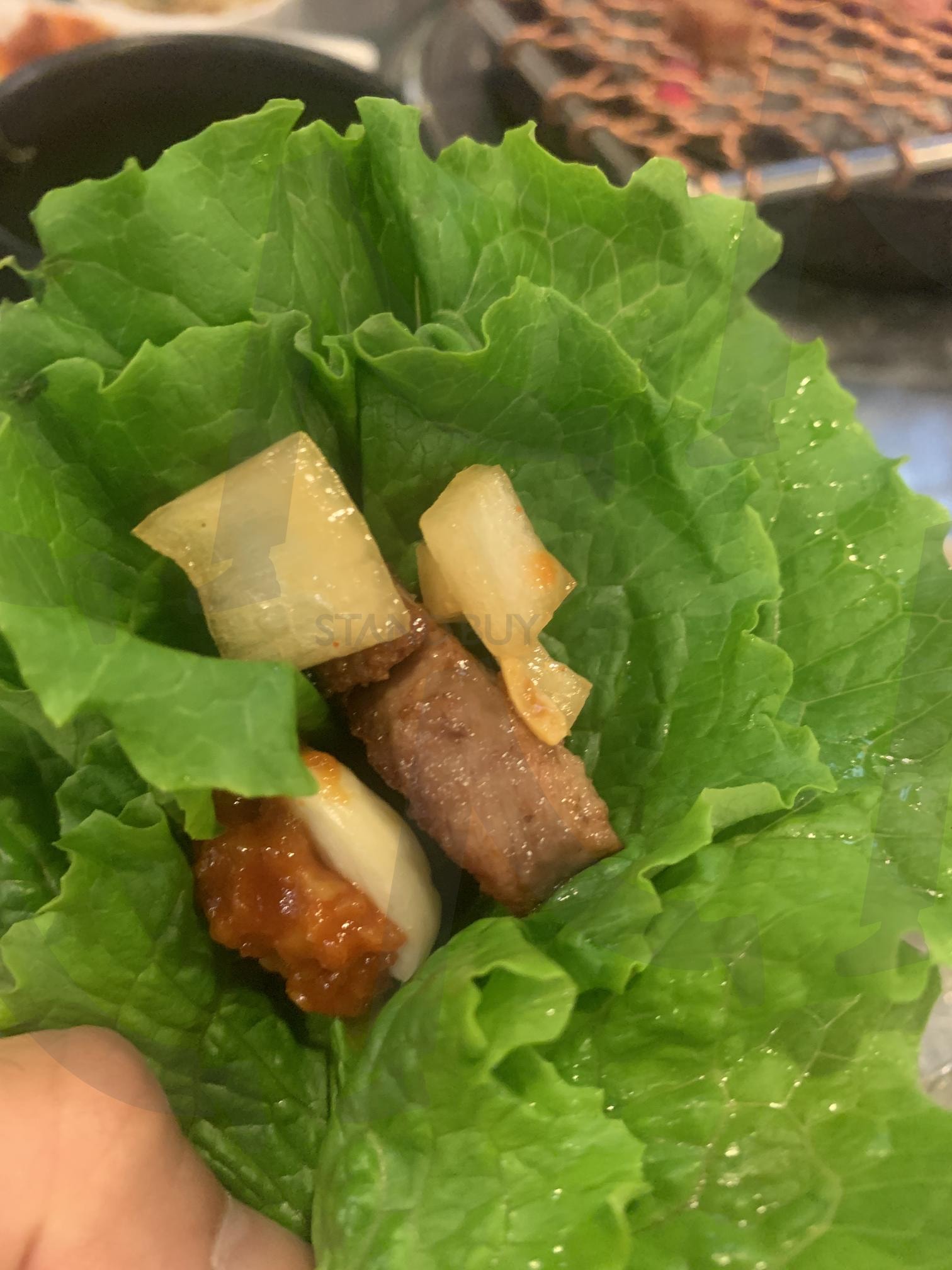 주먹구이 (돼지목살) | 주먹구이, 부산주먹구이, k푸드, 한국바베큐, BBQ | 스탠바이 STANDBUY 디지털 콘텐츠