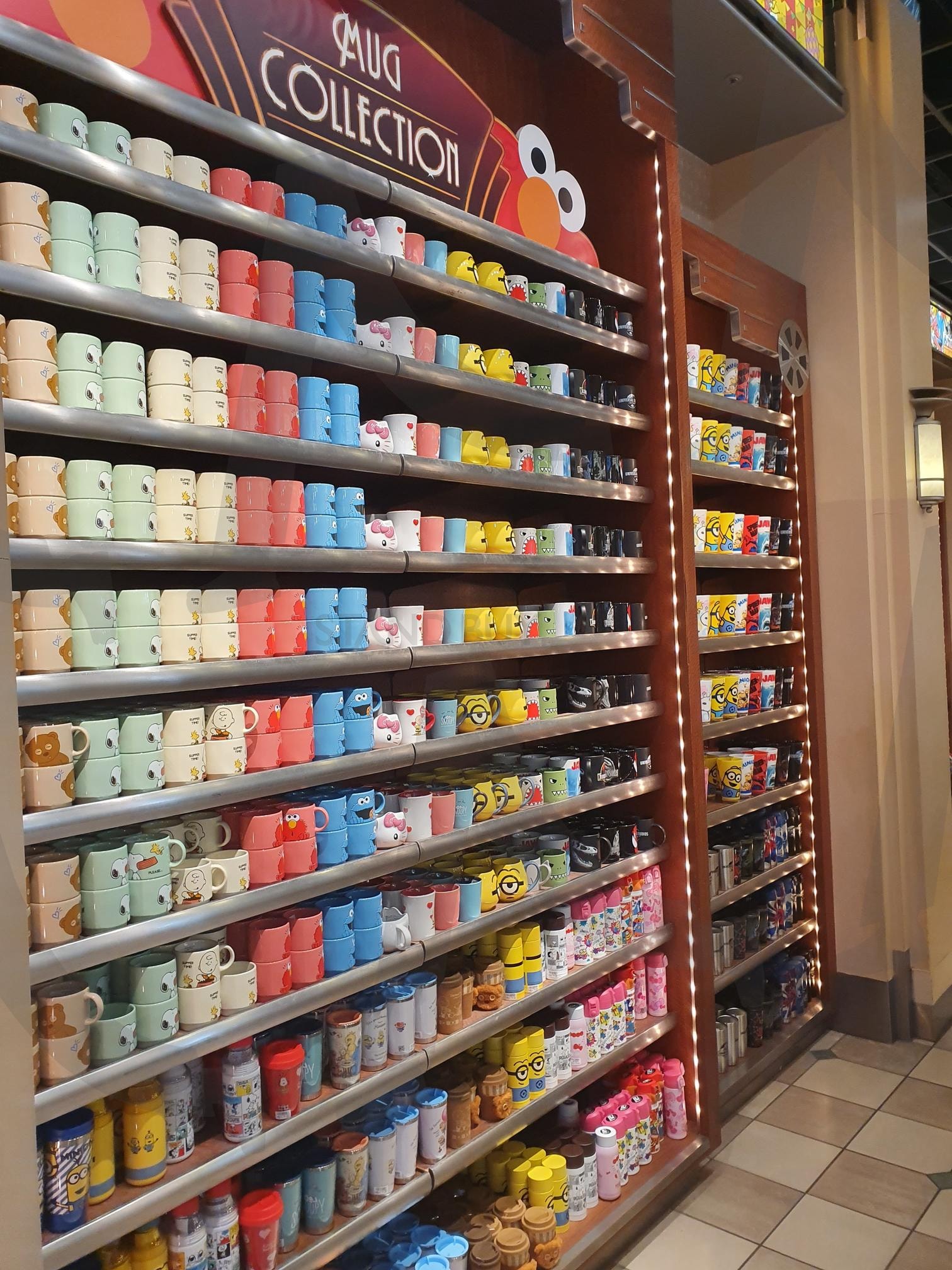 유니버셜 | 일본, 오사카, 유니버셜, 캐릭터샵, 소품 | 스탠바이 STANDBUY 디지털 콘텐츠