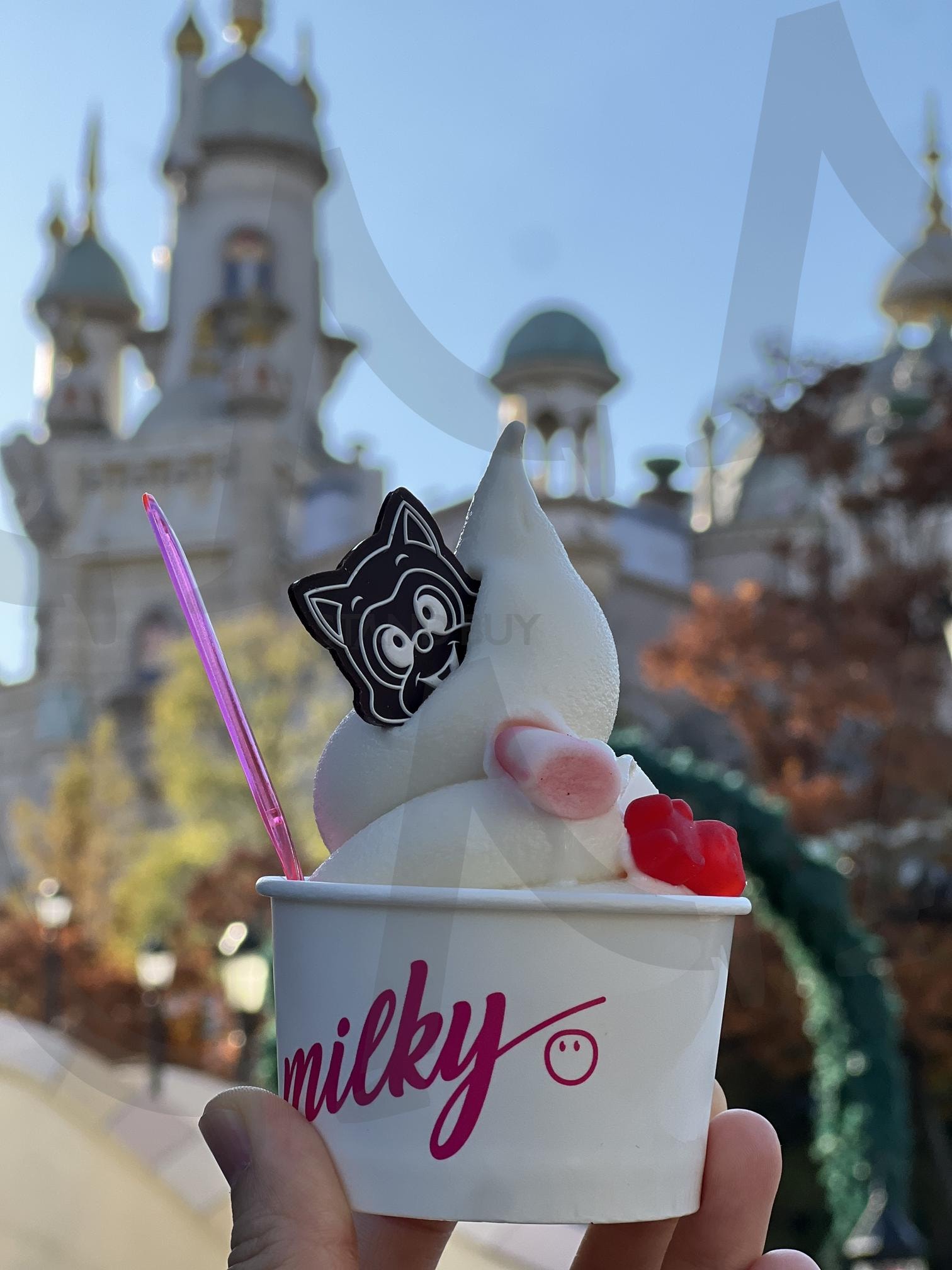 Lotte world ice cream 롯데월드 아이스크림 | Lotte world ice cream, 롯데월드 아이스크림, 아이스크림, 롯데월드, 롯데월드어드벤처 | 스탠바이 STANDBUY 디지털 콘텐츠