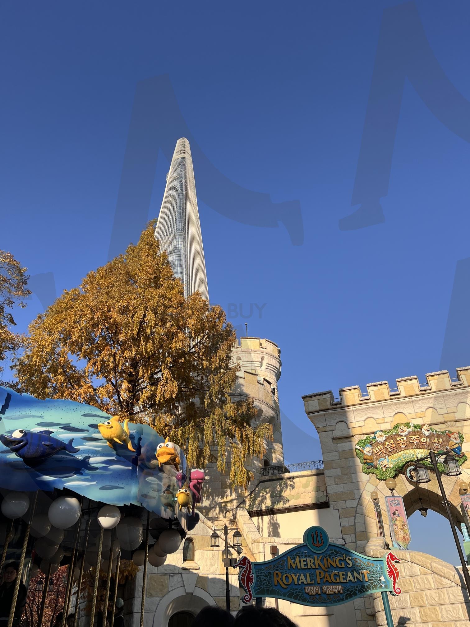 Autumn Lotte Tower 가을 롯데타워 | Autumn Lotte Tower, 가을 롯데타워, 롯데타워, 롯데월드, 서울가을 | 스탠바이 STANDBUY 디지털 콘텐츠