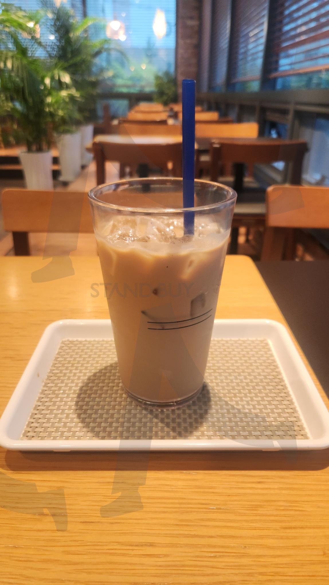 바닐라라떼 | 카페, 이디야, 분위기, 커피, 원두, 바닐라, 라떼 | 스탠바이 STANDBUY 디지털 콘텐츠