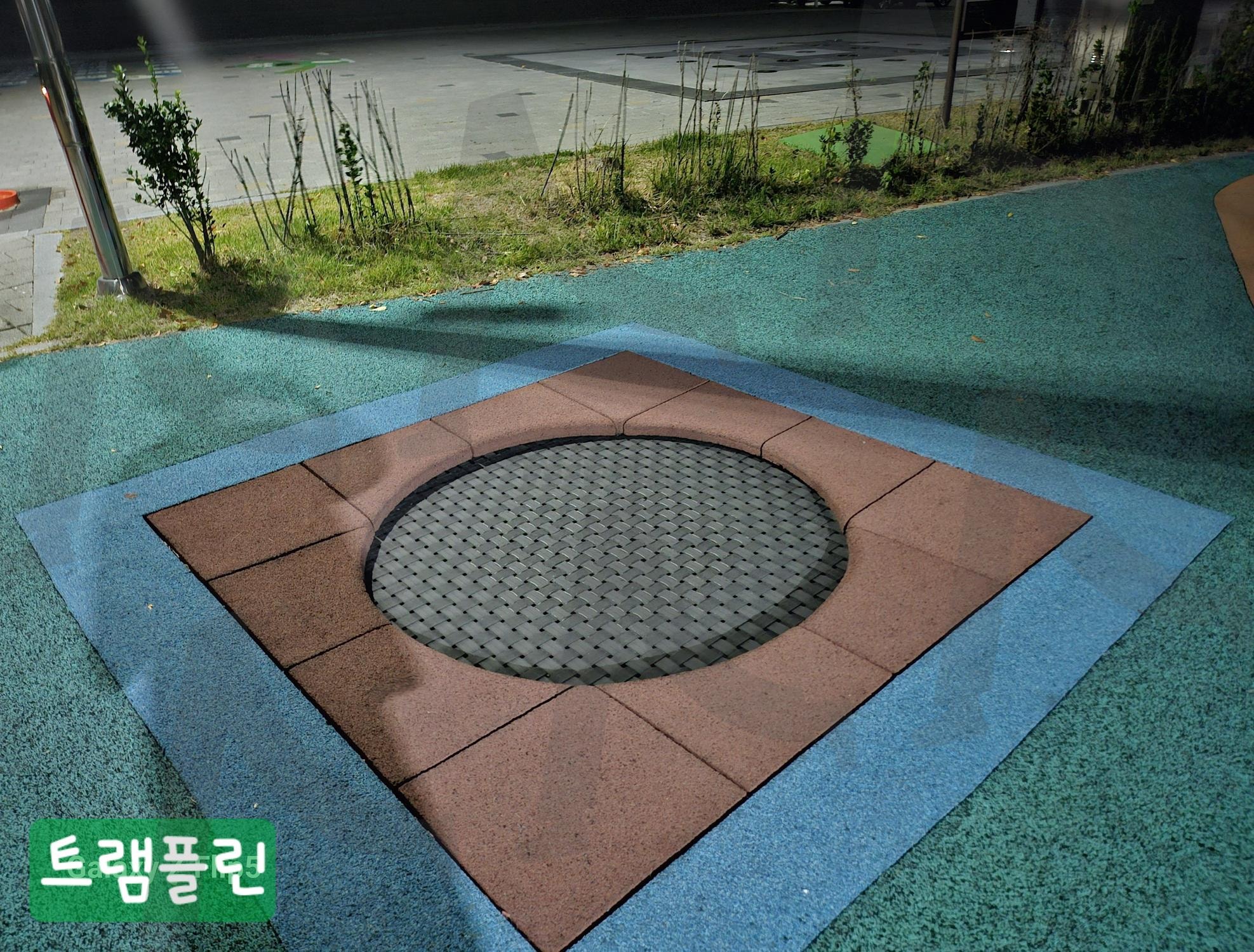 전주 어린이 창의체험관 | 트램플린, 신기신기, 야외놀이터최고!!^^, 물웅덩이연상, 원형, 실내에서, 내모습찰칵, 인화가능, 무료예요, 넘좋아 | 스탠바이 STANDBUY 디지털 콘텐츠