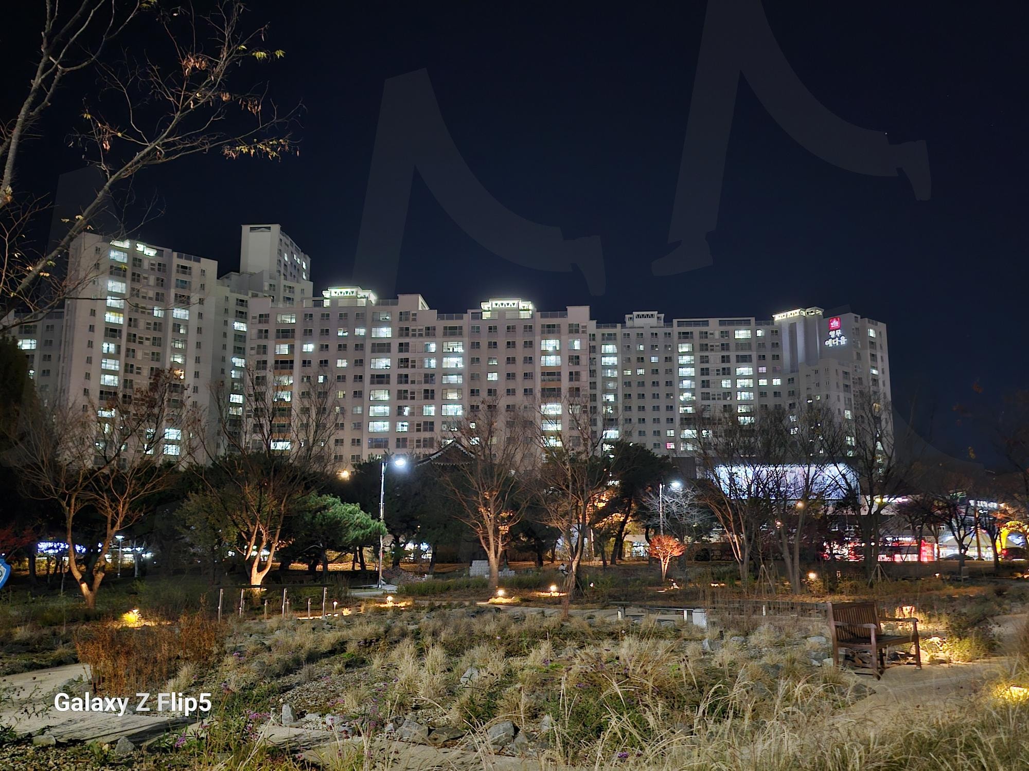 월드컵경기장에서 바라본 전주 도심 풍경 | 전주, 월드컵경기장, 운동, 자전거, 야경, 인라인, 축구 | 스탠바이 STANDBUY 디지털 콘텐츠