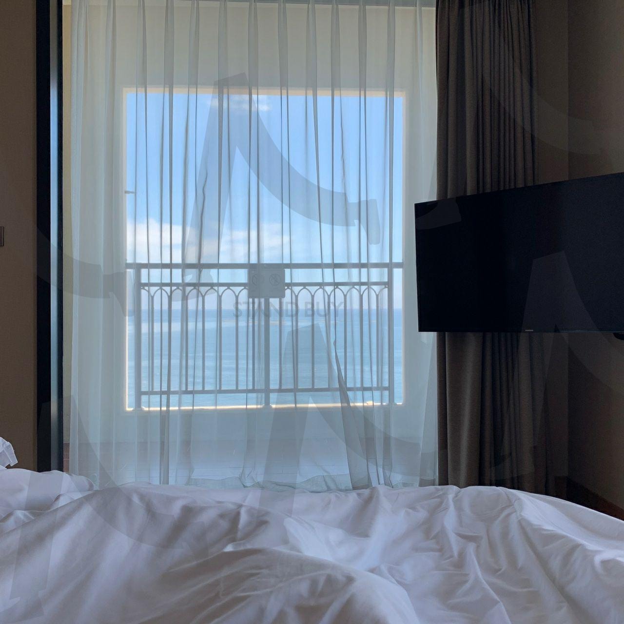 햇살에 비친 바다, 고요한 감정 | 햇살, 고요함, 평화, 내면의정적, 바다의반영, sunlight, Tranquility, Reflection of the Sea, peace, Inner Stillness | 스탠바이 STANDBUY 디지털 콘텐츠