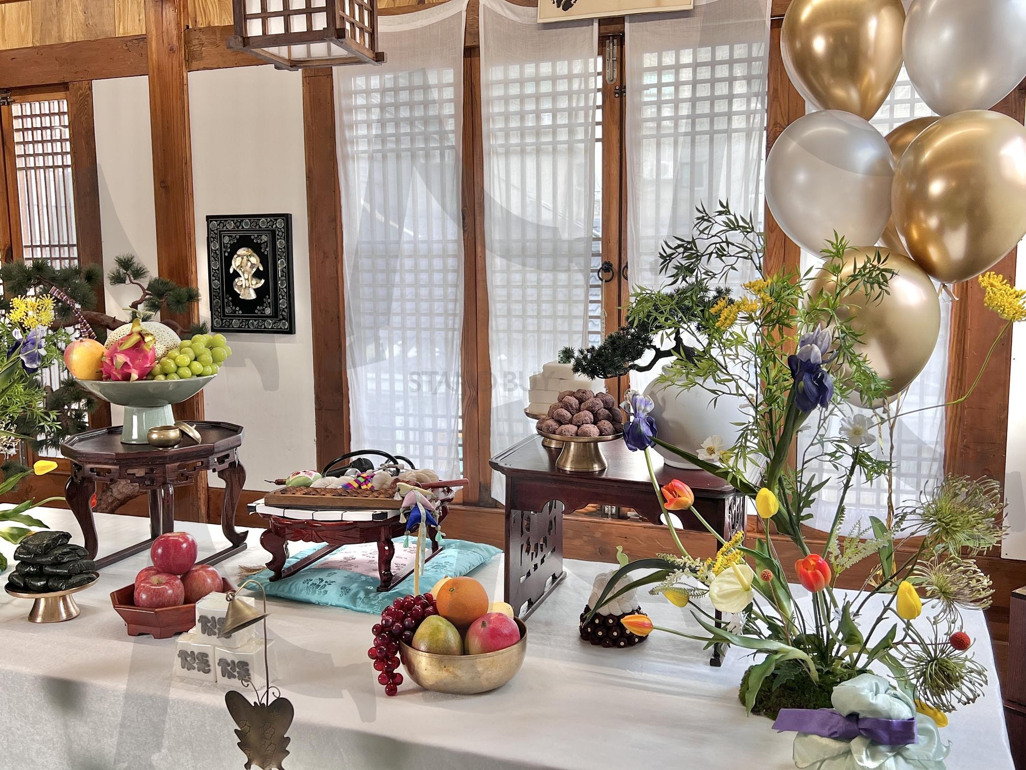 애기 전통 한옥 돌상 | 첫돌상, 아기돌상, 한옥돌상, 첫생일상, 아기생일상, 심플, 이쁨, 전통, 한옥, 아름다운상 | 스탠바이 STANDBUY 디지털 콘텐츠