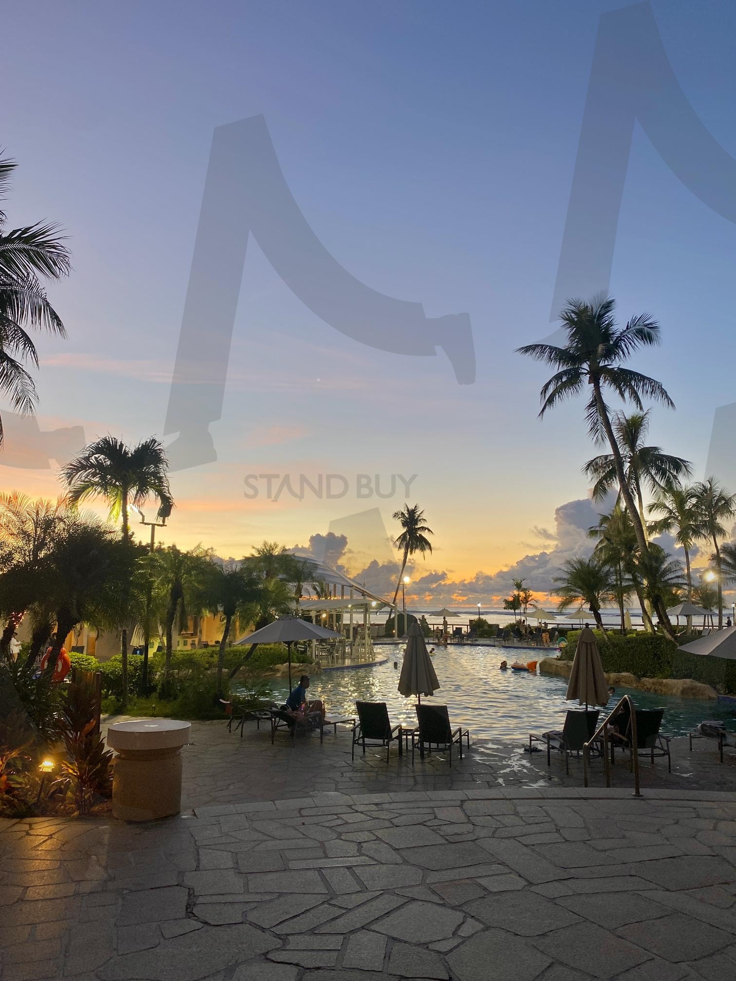 Hyatt Regency Guam swimming pool 하얏트 리젠시 괌 수영장 | Hyatt Regency Guam swimming pool, 하얏트 리젠시 괌 수영장, Hyatt Regency Guam, 하얏트 리젠시 괌, 괌 호텔 수영장 | 스탠바이 STANDBUY 디지털 콘텐츠