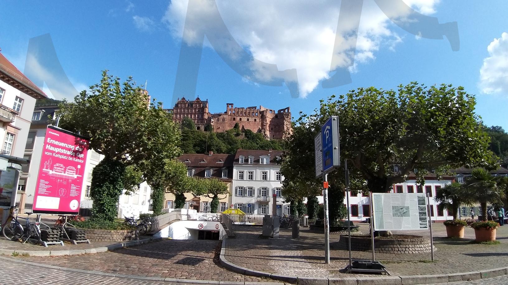 하이델베르크 성과 구시가지의 조화로운 풍경 | 하이델베르크 성, 구시가지 풍경, 독일 명소, 역사와 현대의 조화, 독일 여행, 도시의 상징, 독일 감성 여행, 독특한 전경, 하이델베르크의 매력, 역사적인 장소 | 스탠바이 STANDBUY 디지털 콘텐츠