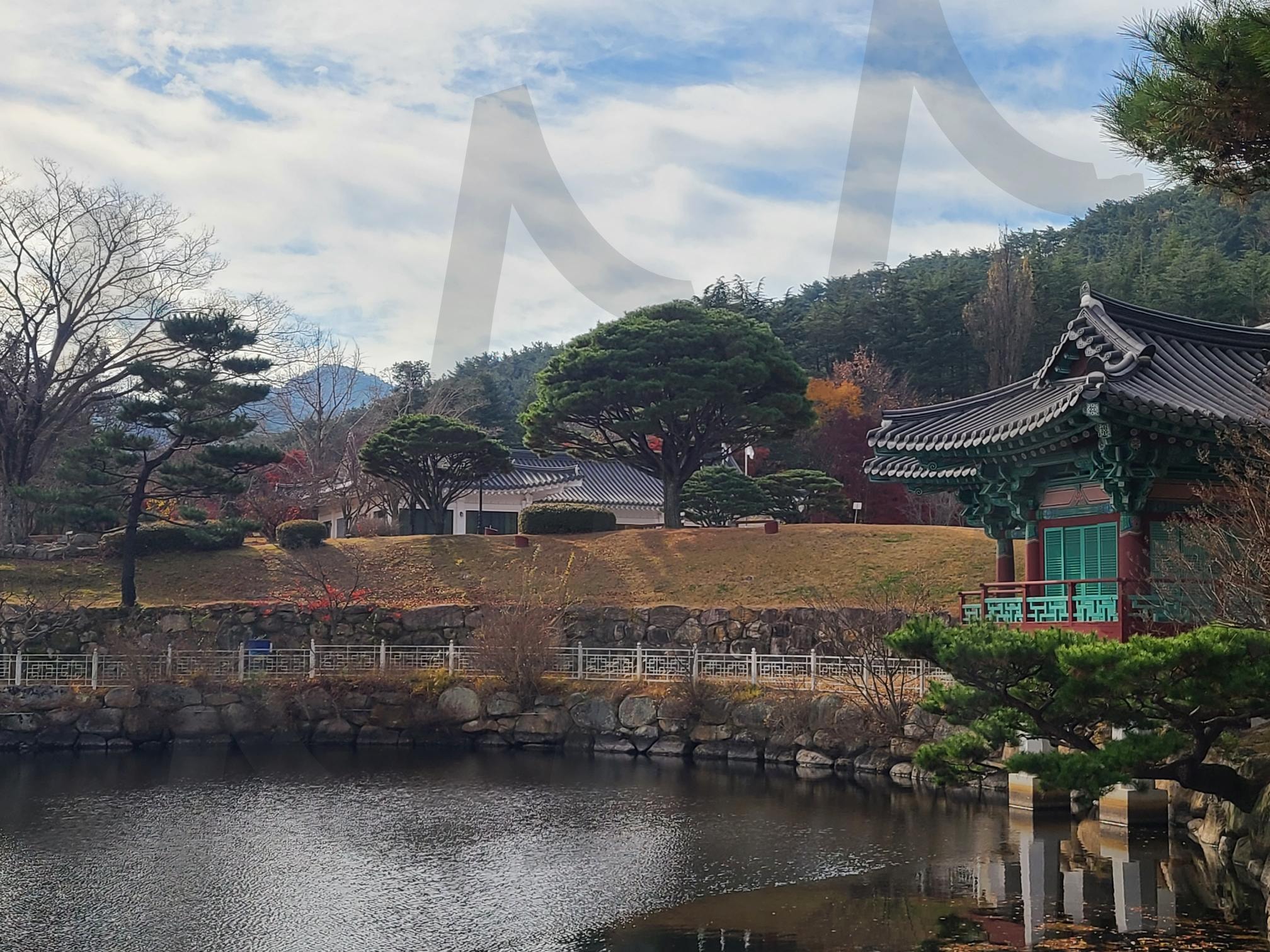 경주 통일전 | 경주, 경주통일전, 문화유적, 경주유적, 신라, 통일신라, 김유신, 문무대왕, 태종무열왕, 화랑 | 스탠바이 STANDBUY 디지털 콘텐츠