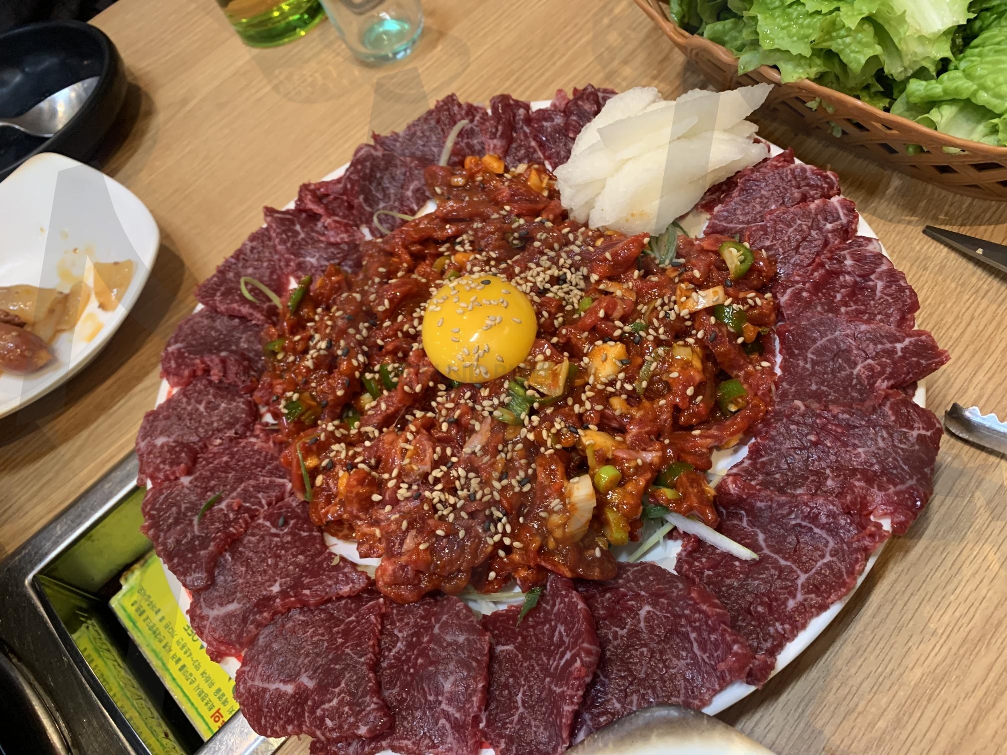 육회 + 육사시미(생고기) 세트 | 육회, 육사시미, 생고기, 화정동맛집, 도야지한마리 | 스탠바이 STANDBUY 디지털 콘텐츠