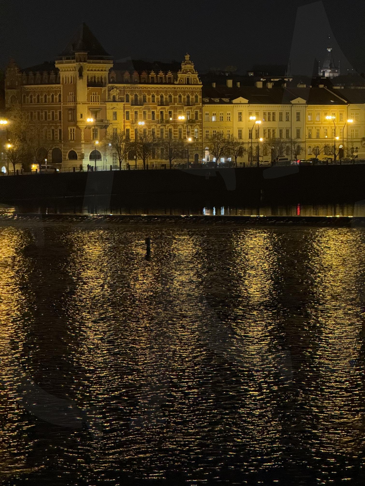 체코 프라하 까를교에서 바라본 야경 사진 | 체코, 프라하, 까를교, 카를교, 야경, 야경사진, 까를교야경, 카를교야경, Charles Bridge, praha | 스탠바이 STANDBUY 디지털 콘텐츠