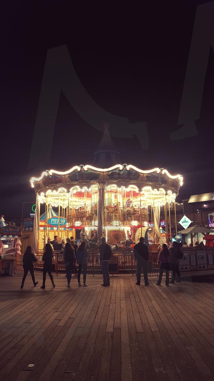 Pier39 The Embarcadero, San Francisco, CA, USA | Pier39, TheEmbarcadero, SanFrancisco, CA, USA, carousell | 스탠바이 STANDBUY 디지털 콘텐츠