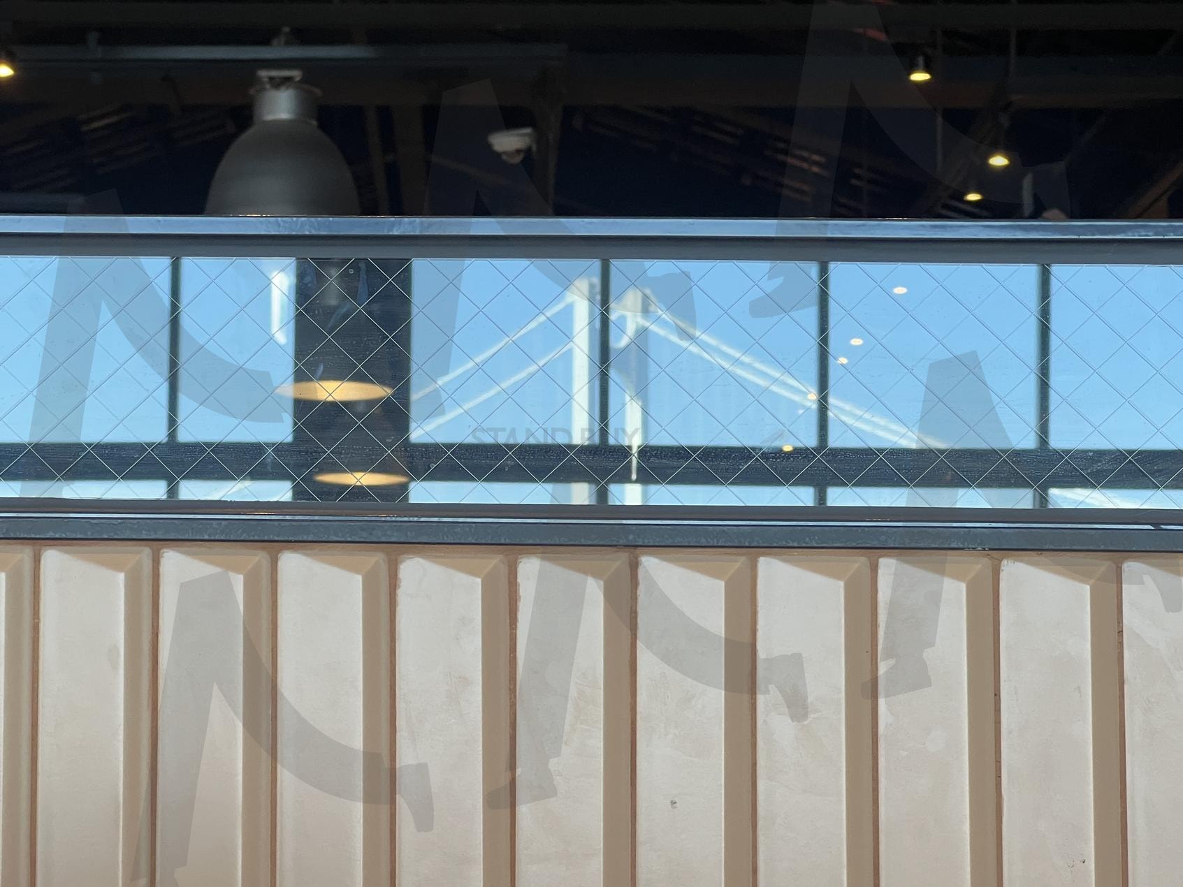 유리에 비친 광안대교 | 광안리, 광안리해수욕장, 스타벅스, 민락더마켓, Gwangalli, Gwangalli Beach, Gwangan Bridge | 스탠바이 STANDBUY 디지털 콘텐츠