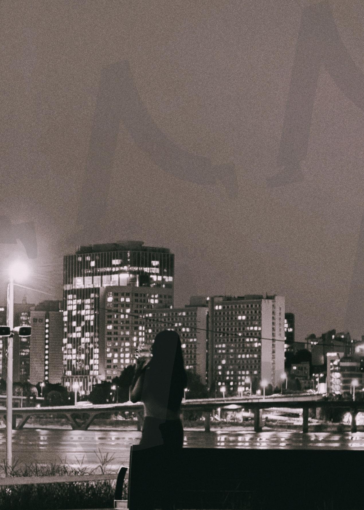 흑백의 밤, 한강과 도시의 조화 | 여의도 한강공원, 흑백사진, 도시 야경, 한강 물빛, 감성적인 분위기, 인물 실루엣, 밤의 고요함, 도심 속 여유, 빛과 그림자, 서울의 밤 | 스탠바이 STANDBUY 디지털 콘텐츠