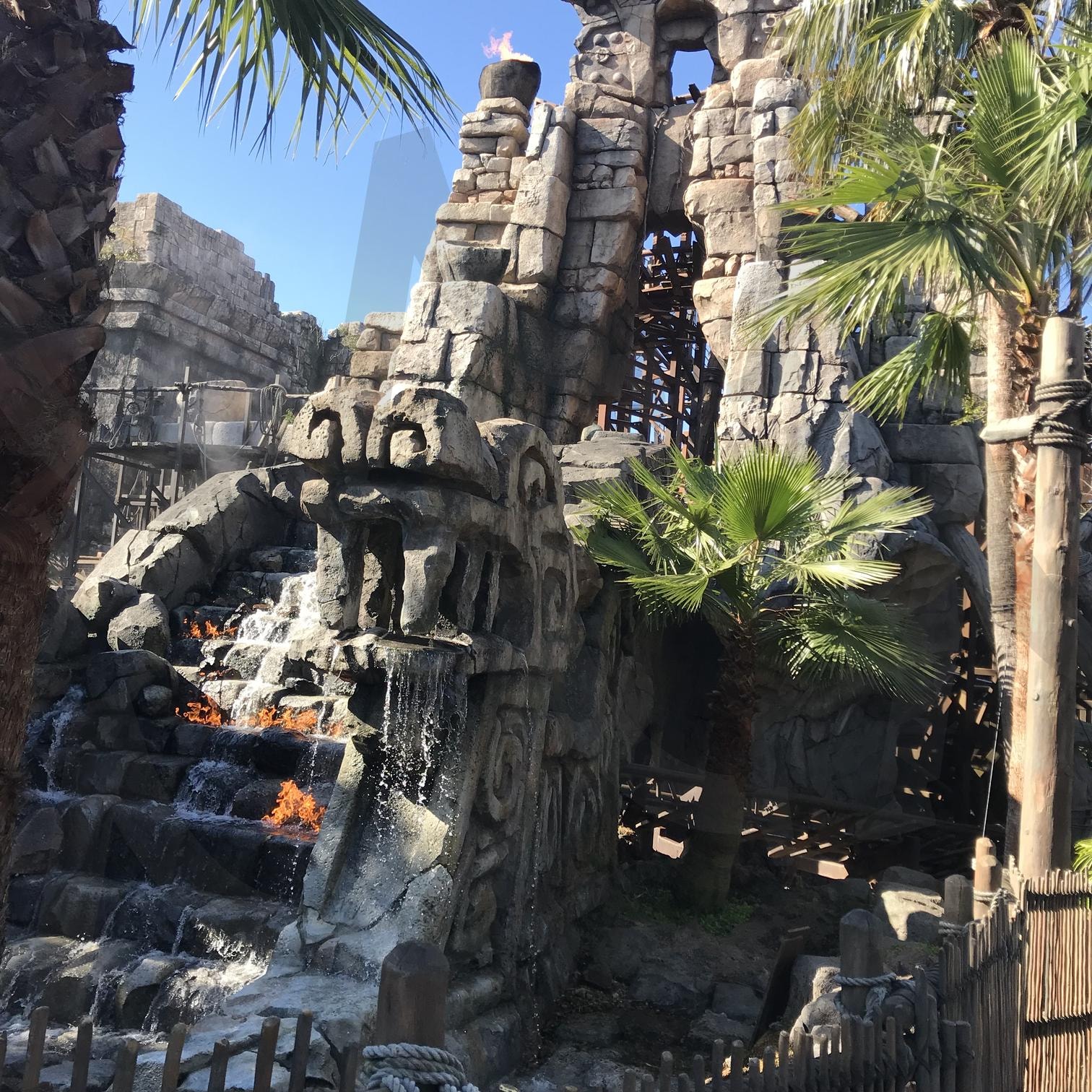 인디아나존스 | 일본, 도쿄, 디즈니씨, 놀이동산, 놀이기구 | 스탠바이 STANDBUY 디지털 콘텐츠