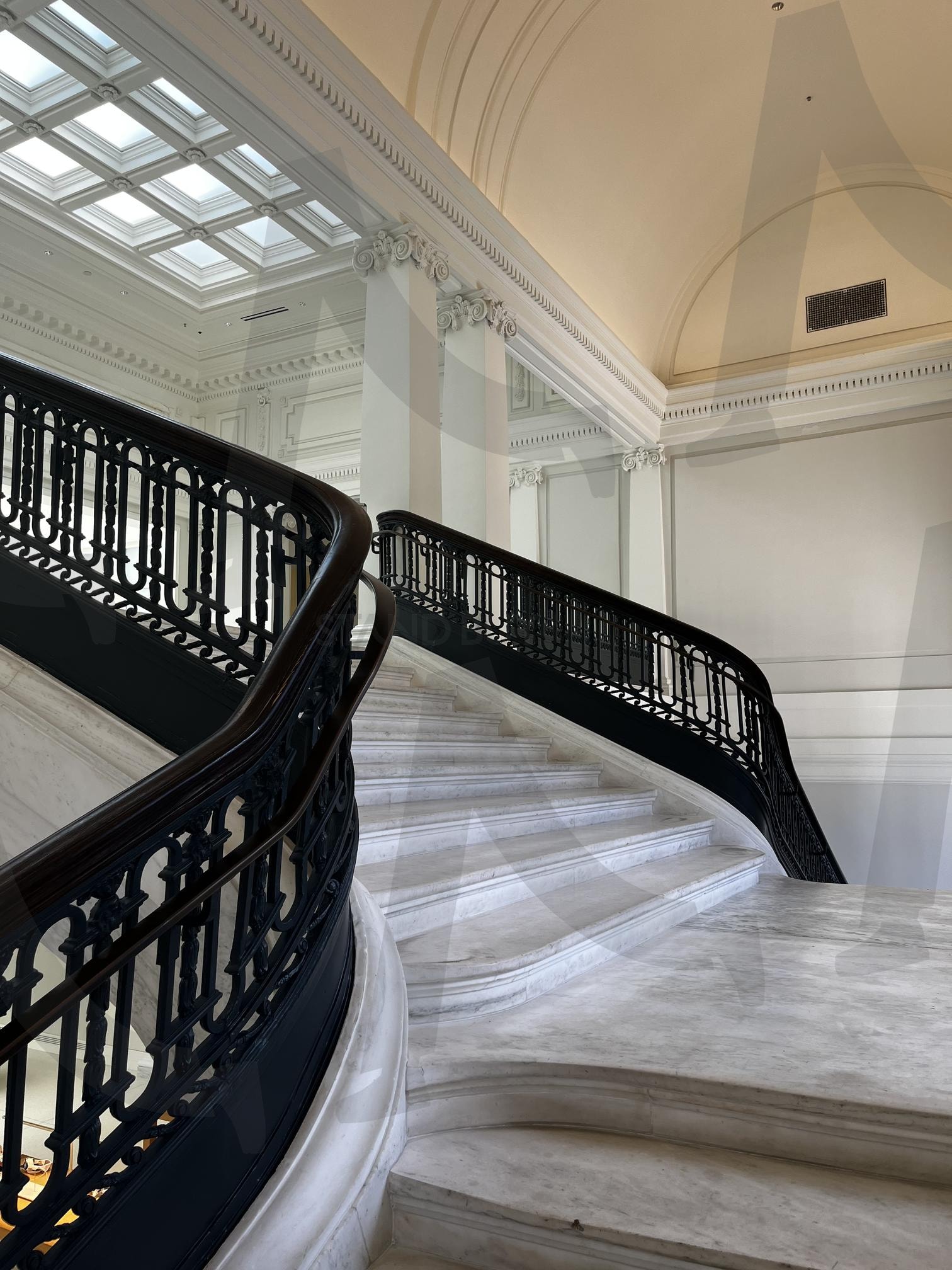 미국 워싱턴디씨 애플스토어 | 미국, 워싱턴디씨, 애플스토어, 여행, 세계여행, 느좋, 마블, 대리석, 계단, 대리석계단 | 스탠바이 STANDBUY 디지털 콘텐츠