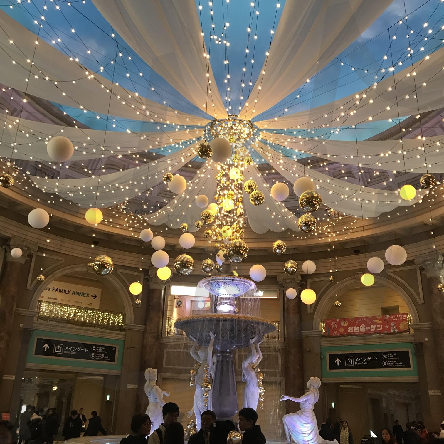 라라포트 실내 분수 광장 | 일본, 오다이바, 도쿄, 광장, 분수 | 스탠바이 STANDBUY 디지털 콘텐츠