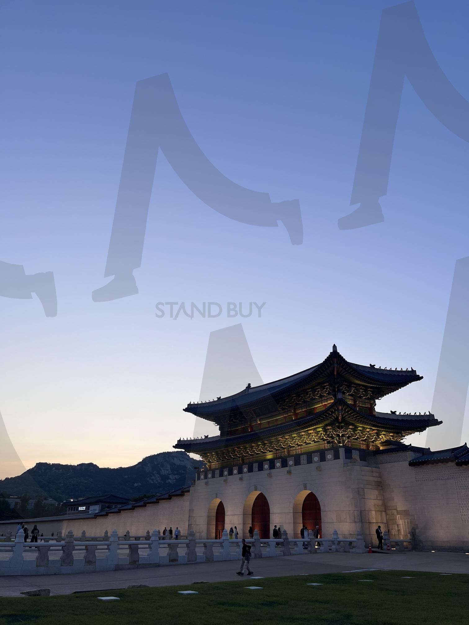 경복궁의 저녁 | 경복궁, 저녁하늘, 서울, 한국, 역사, 관광, 조명, 풍경, 자연 | 스탠바이 STANDBUY 디지털 콘텐츠