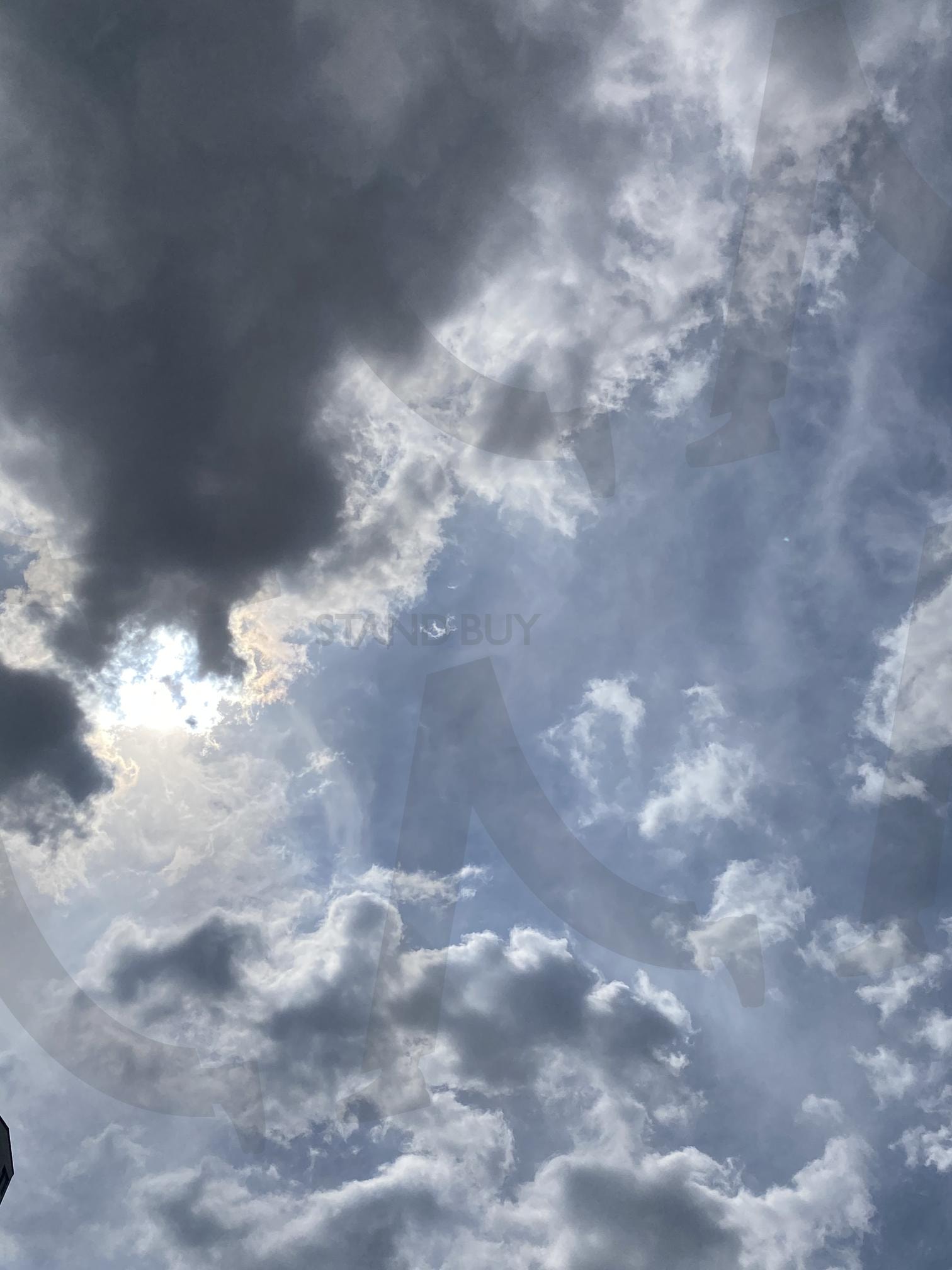 한 줄기의 빛 | 빛, 구름, 하늘, 풍경, 그림자 | 스탠바이 STANDBUY 디지털 콘텐츠