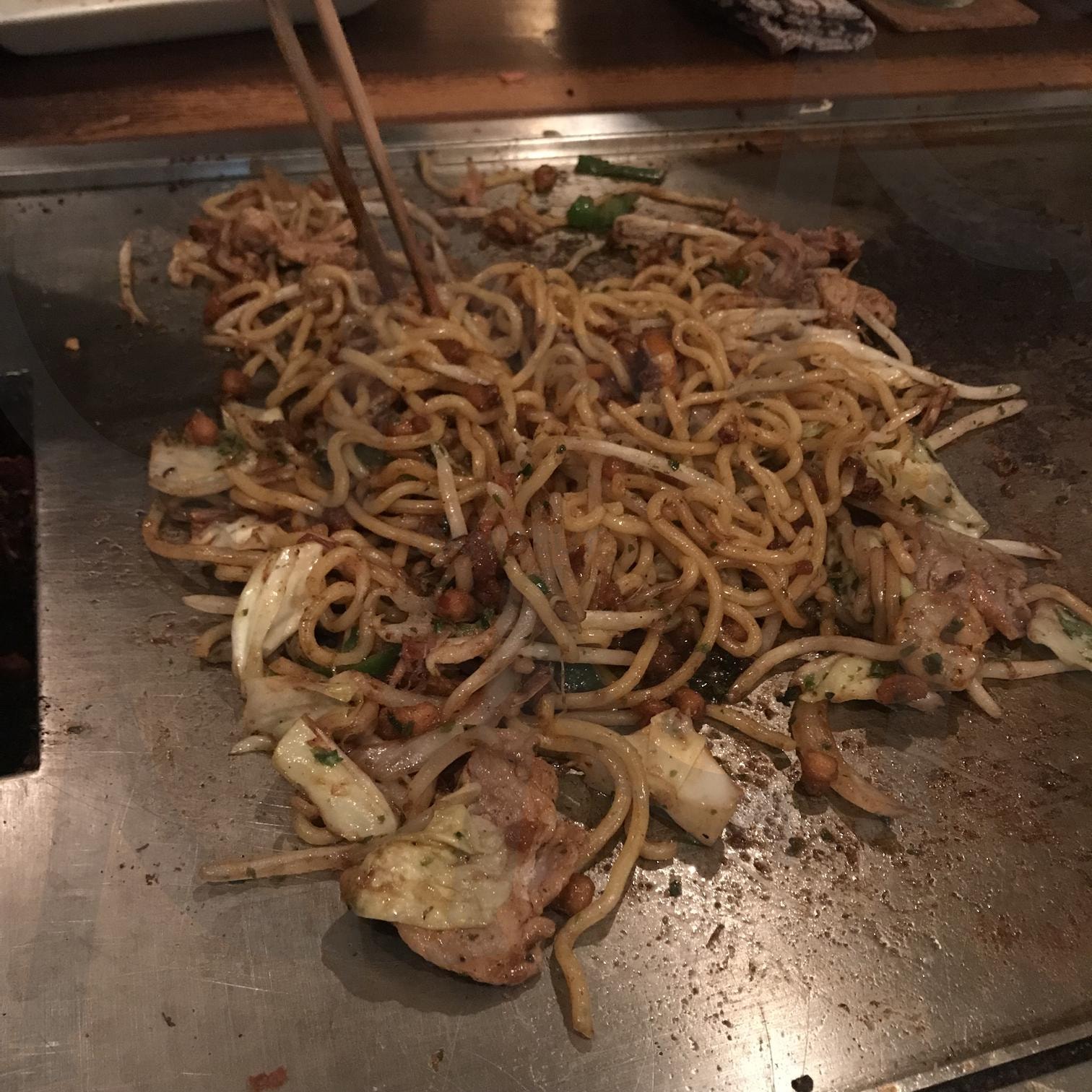 야끼소바 | 도쿄, 여행, 맛집, 야끼소바, 국수, 면요리 | 스탠바이 STANDBUY 디지털 콘텐츠