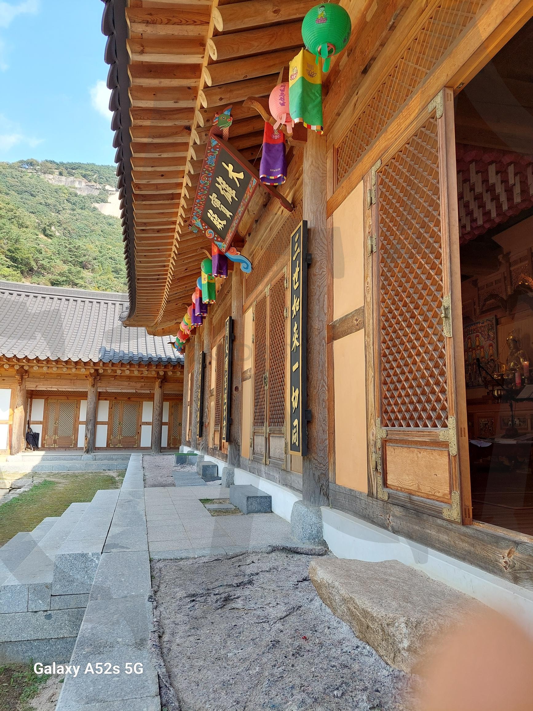 가을 사찰 | 자연, 산, 사찰, 기와, 한옥, 절 | 스탠바이 STANDBUY 디지털 콘텐츠