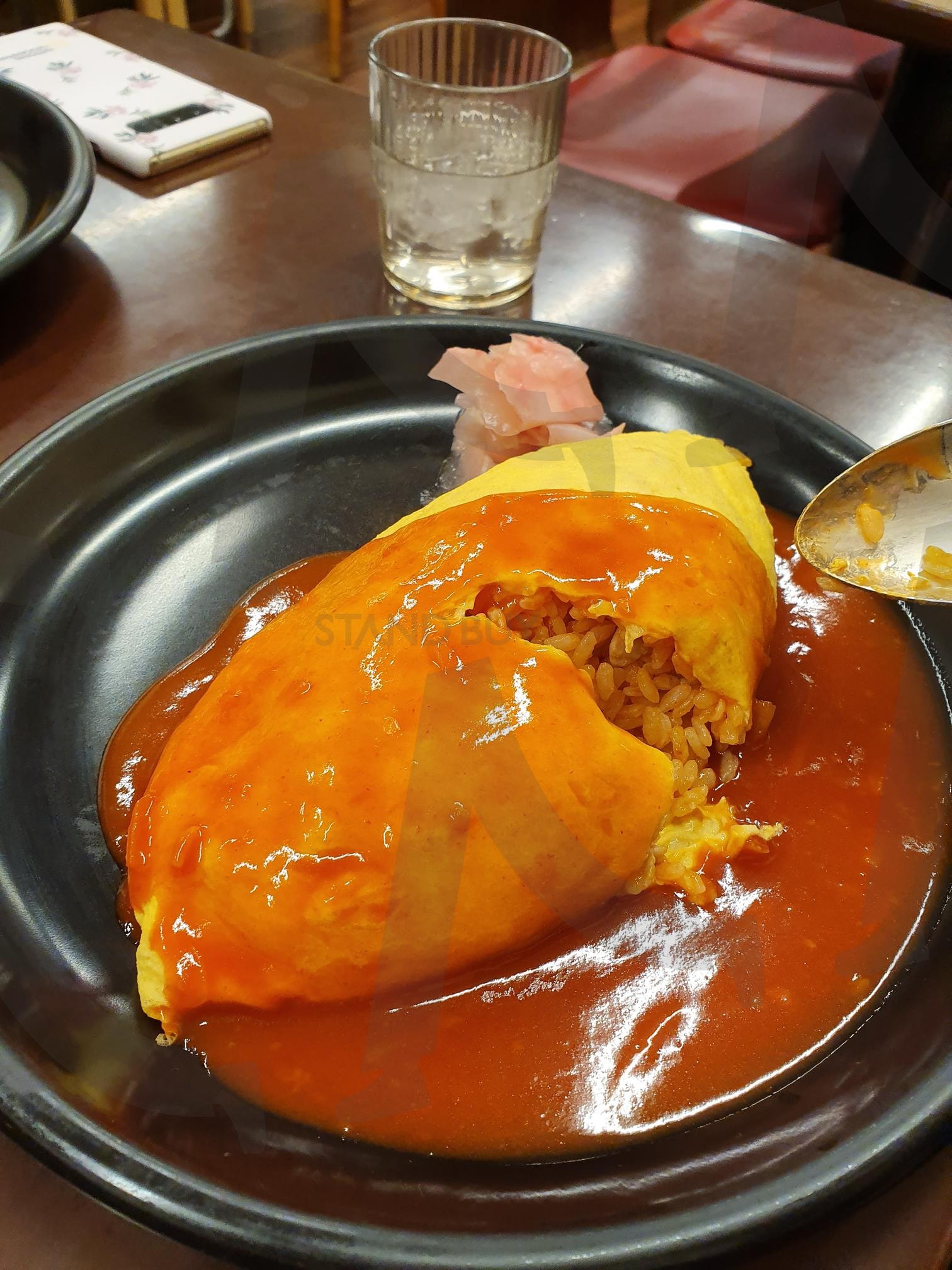오무라이스 | 일본, 오사카, 맛집, 점심식사, 식당, 가게 | 스탠바이 STANDBUY 디지털 콘텐츠