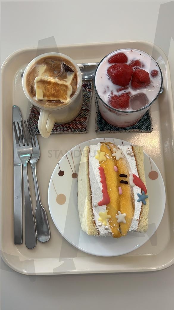 꿈돌이 | 꿈돌이, 카페, 대전카페, 꿈돌이디저트, 카스테라산도, 디저트, 원잇투카페 | 스탠바이 STANDBUY 디지털 콘텐츠