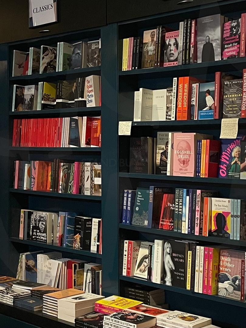 호주의 어느 책방 | 호주, 책, 책꽂이, 빈티지, 외국 | 스탠바이 STANDBUY 디지털 콘텐츠