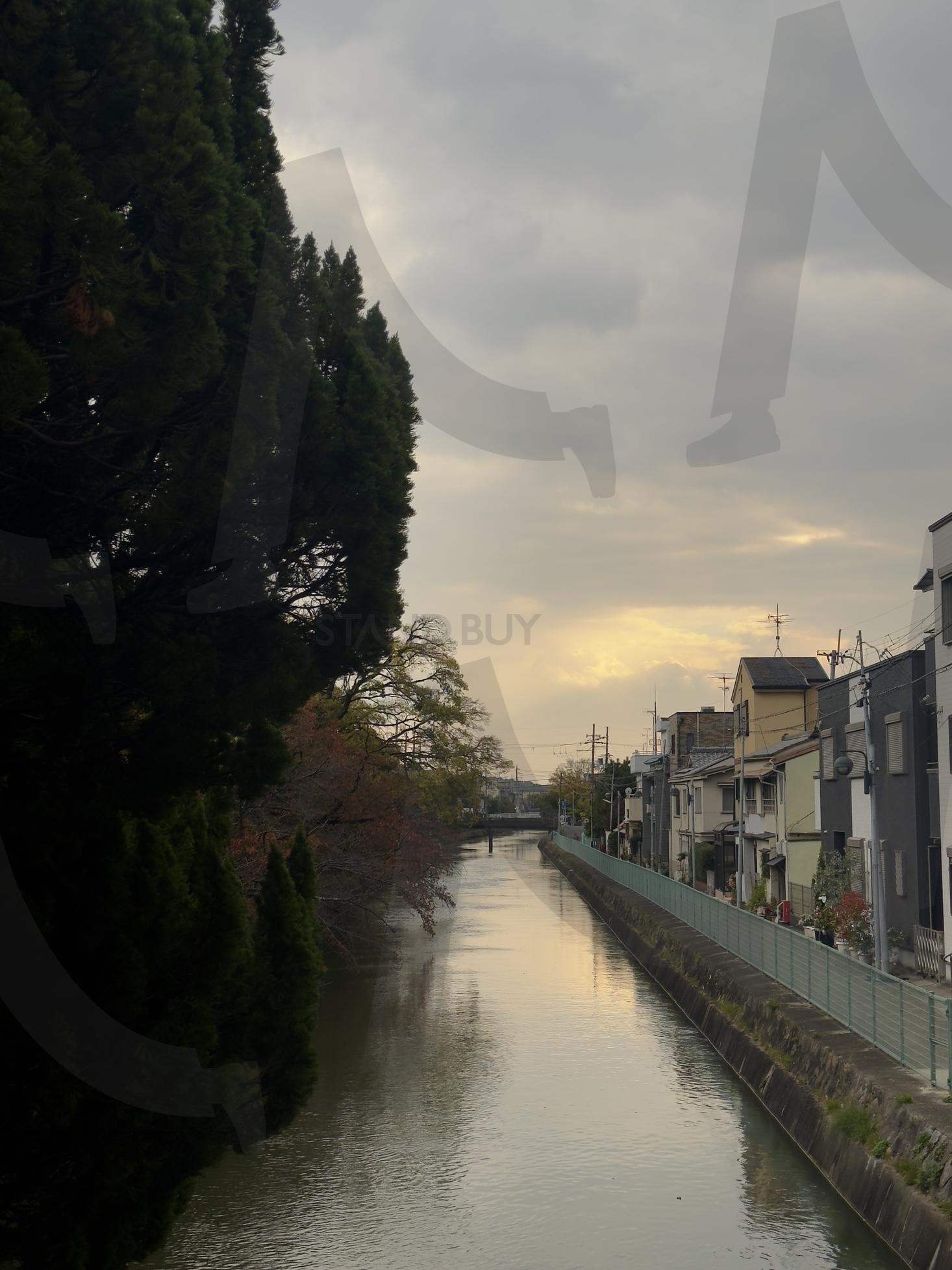 한적한 교토의 풍경 | 일본풍경, 강가, 일본, 일본자연, 자연, 평화로운강, 교토, 일본여행, 풍경사진, 자연속의일본 | 스탠바이 STANDBUY 디지털 콘텐츠