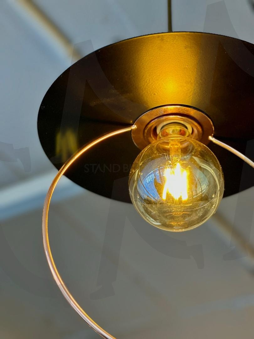 빛을 품은 우아함 – 심플한 매력 | 우아함, 심플함, 조명, 세련됨, 디자인, 아름다움, 감성, 공간, 인테리어, 예술, 빛, 유리, 모던디자인 | 스탠바이 STANDBUY 디지털 콘텐츠