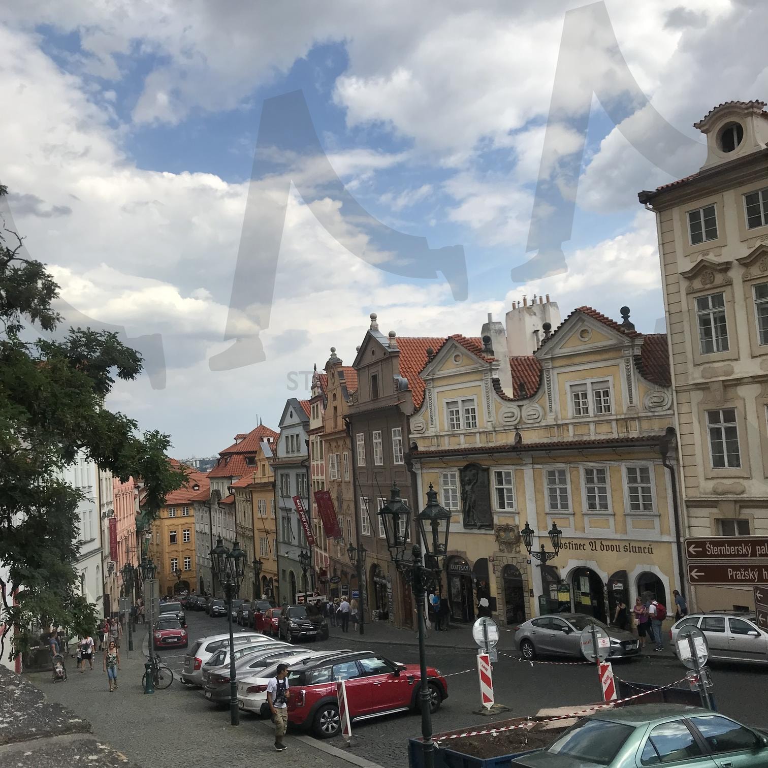 체코 프라하 성 가는 길 The way to Prague Castle, Czech Republic | 체코, 프라하, 프라하성, Czechia, praha, prague, 유럽, 유럽여행 | 스탠바이 STANDBUY 디지털 콘텐츠