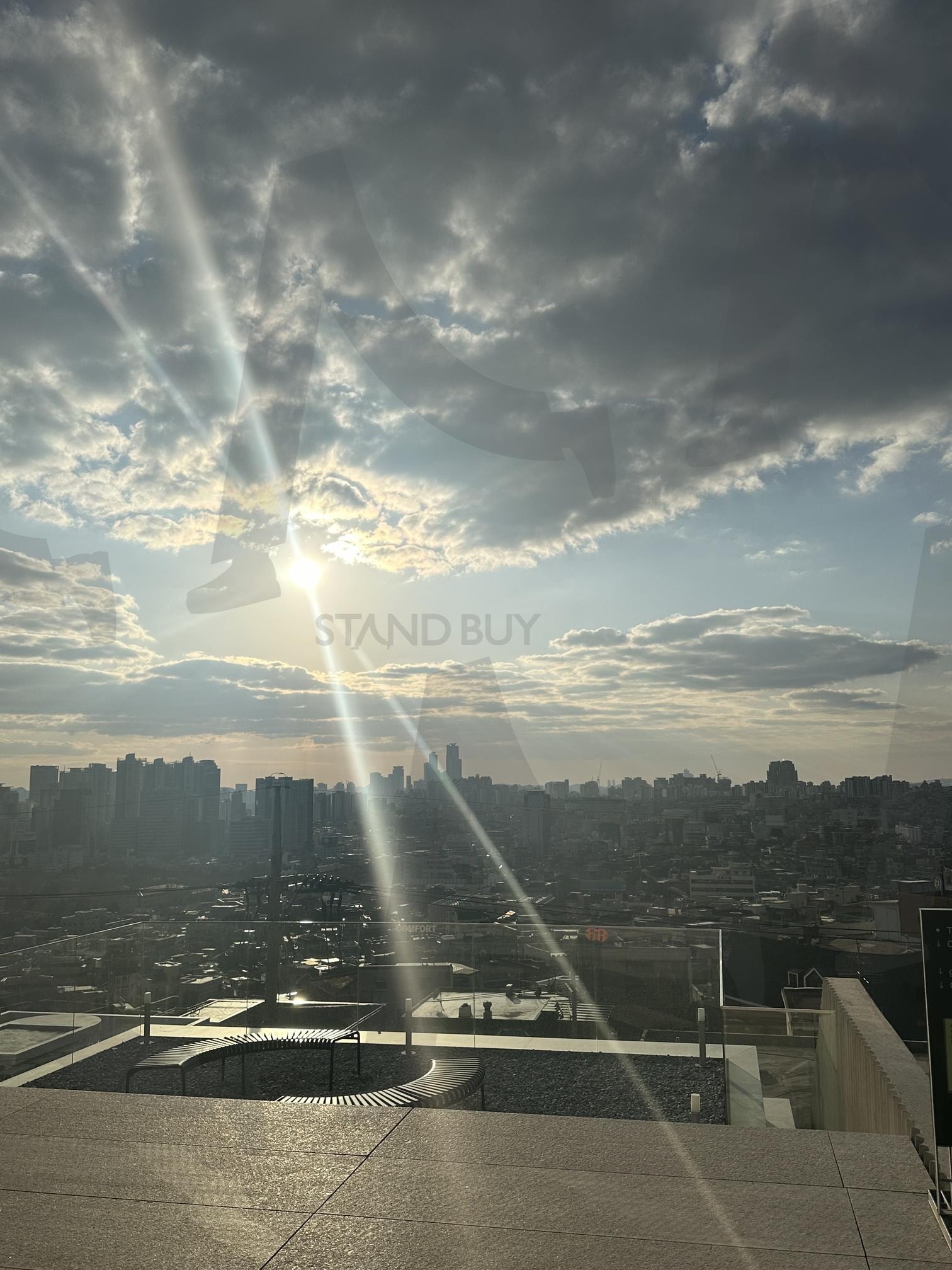 해방촌 카페 콤포트의 노을 | 해방촌, 후암동, 콤포트, 서울, Huam-dong, Yongsan-gu, seoul | 스탠바이 STANDBUY 디지털 콘텐츠