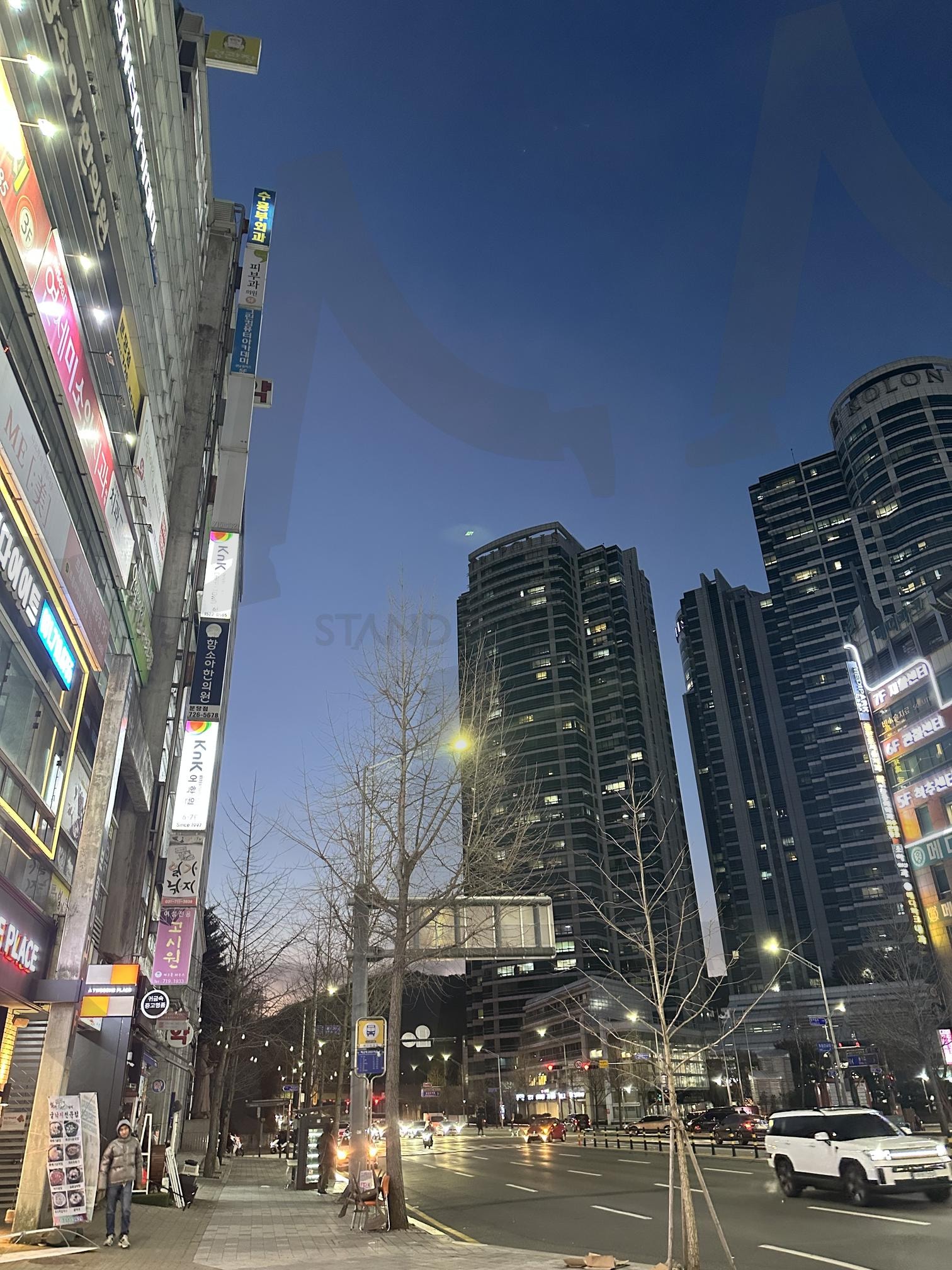 미금역 6번출구 Exit 6 of Migeum Station | 경기도, 성남시, 미금역, 분당구, Bundang-gu, Seongnam-si, Gyeonggi-do, 야경, 시티뷰, 도시 | 스탠바이 STANDBUY 디지털 콘텐츠