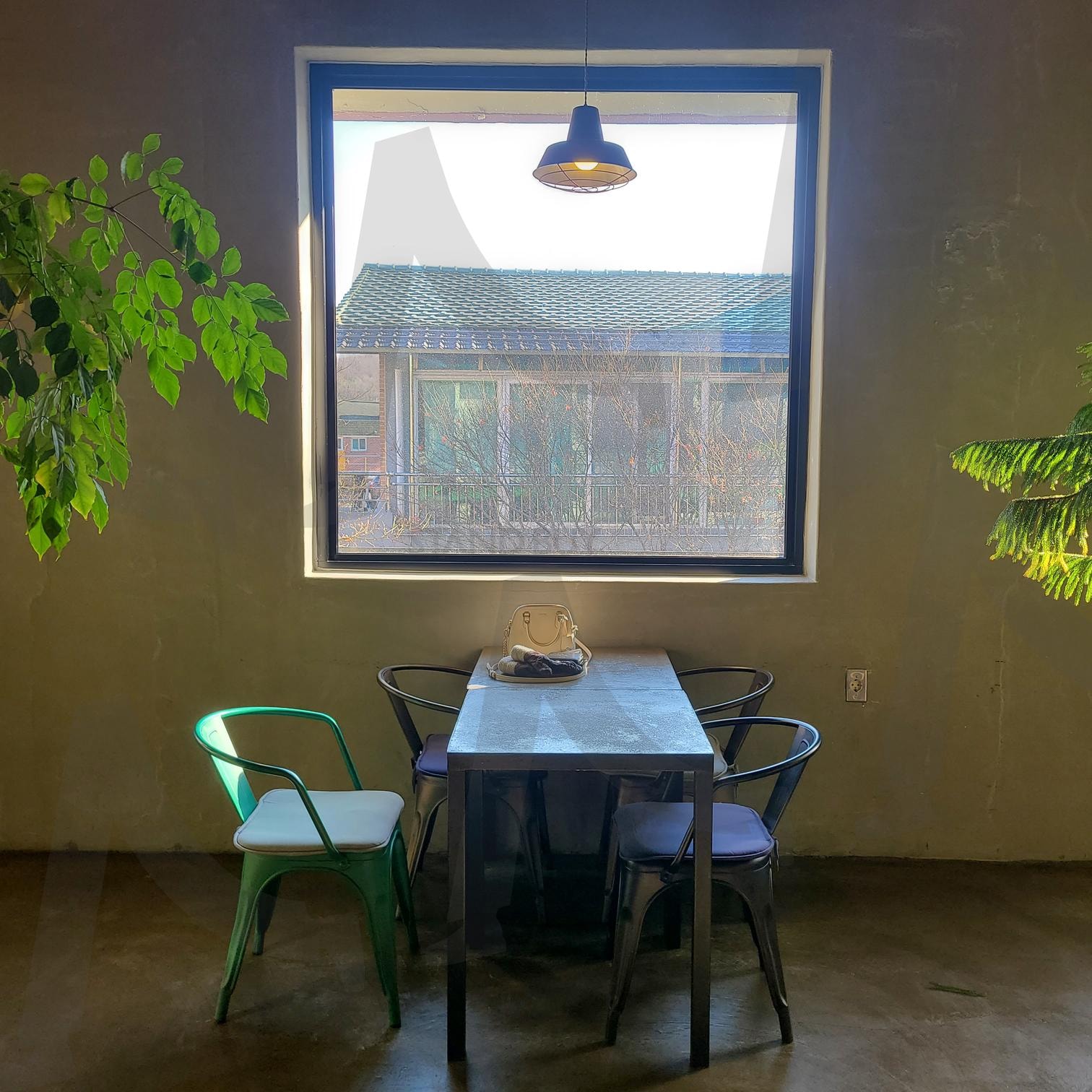 카페 | 카페, 강원도, 동해, 여행, 힐링 | 스탠바이 STANDBUY 디지털 콘텐츠