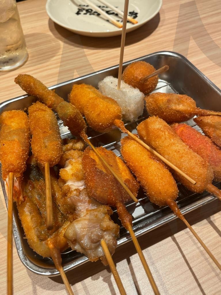 오사카 쿠시카츠 | 쿠시카츠, 오사카, 교토, 히가시시오코지초, 튀김 | 스탠바이 STANDBUY 디지털 콘텐츠