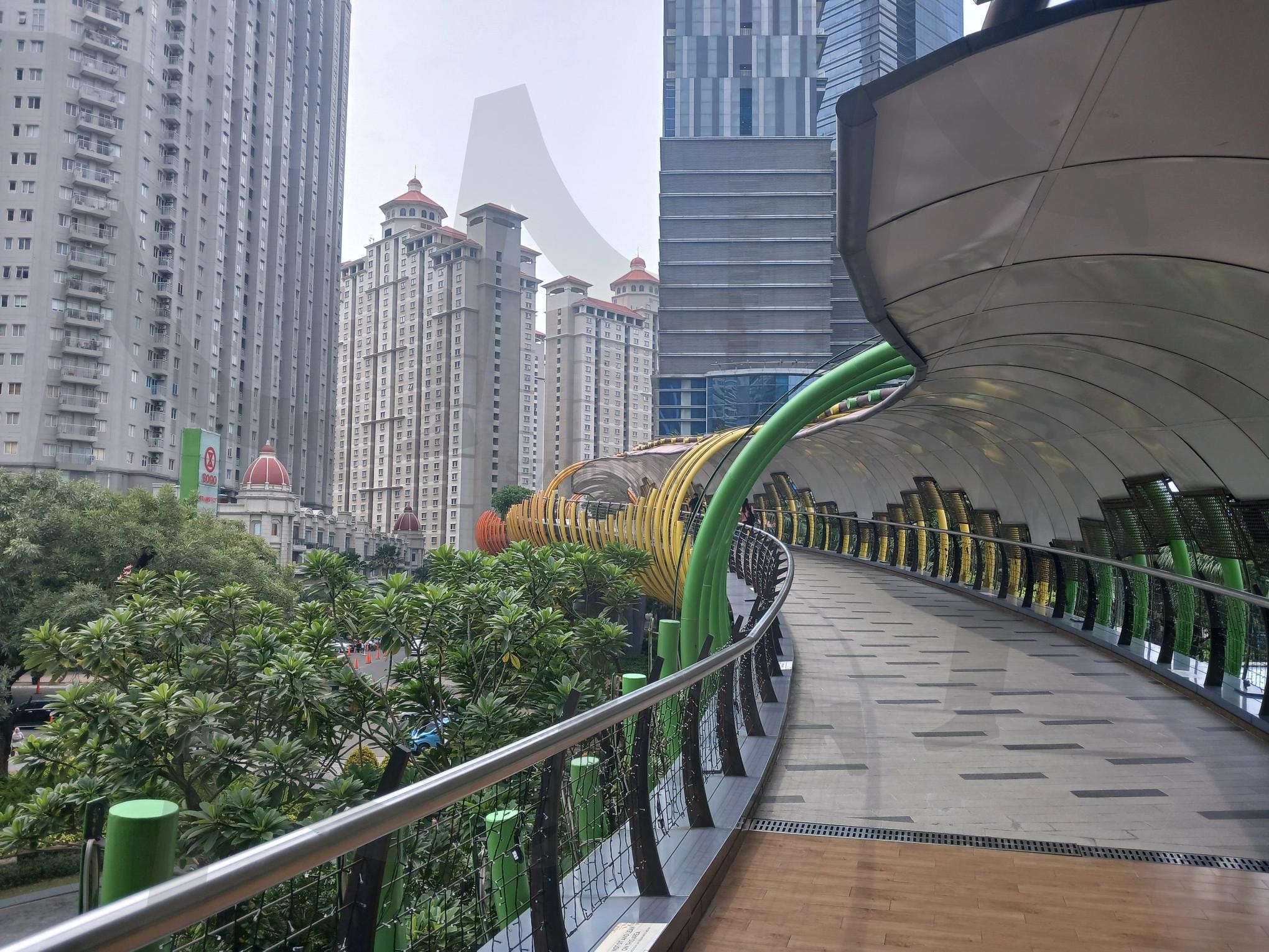 자카르타 센트럴 파크몰에서 네오소호몰로 가는길 | 자카르타 데이트 코스, 자카르타 구루메 여행, 자카르타 센트럴파크몰과 네오소호몰 연결다리, 자카르타에서 연인들이 데이트하러 가는곳, 자카르타 사진 맛집 | 스탠바이 STANDBUY 디지털 콘텐츠