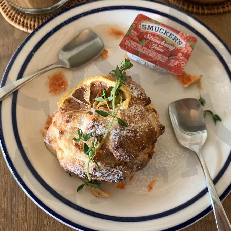 스콘으로 돌격 | 스콘, 카페, 브런치카페, 휴가, 디저트, 달콤함 | 스탠바이 STANDBUY 디지털 콘텐츠