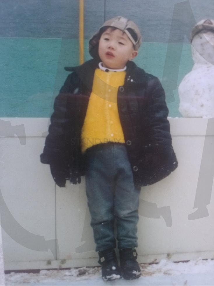 눈사람과 아이(snowman and a child) | 눈사람, 아기, 추억, snowman, baby, memory | 스탠바이 STANDBUY 디지털 콘텐츠