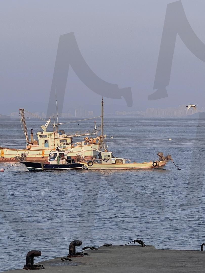 조업 나가는 배 | 바다, 조업, 배, 서해안, boat | 스탠바이 STANDBUY 디지털 콘텐츠