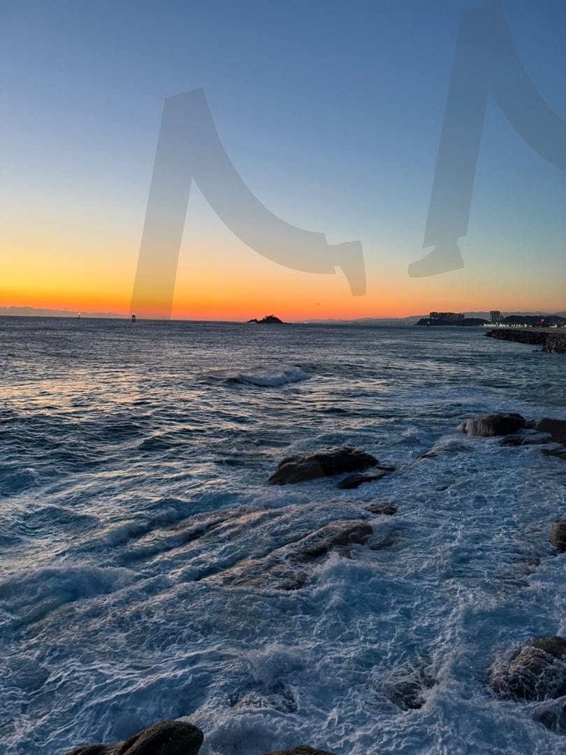 겨울바다 | 강원도여행, 겨울바다, 파도, 아침노을, 영금정일출, 시원한느낌, 속초여행, 속초가볼만한곳 | 스탠바이 STANDBUY 디지털 콘텐츠