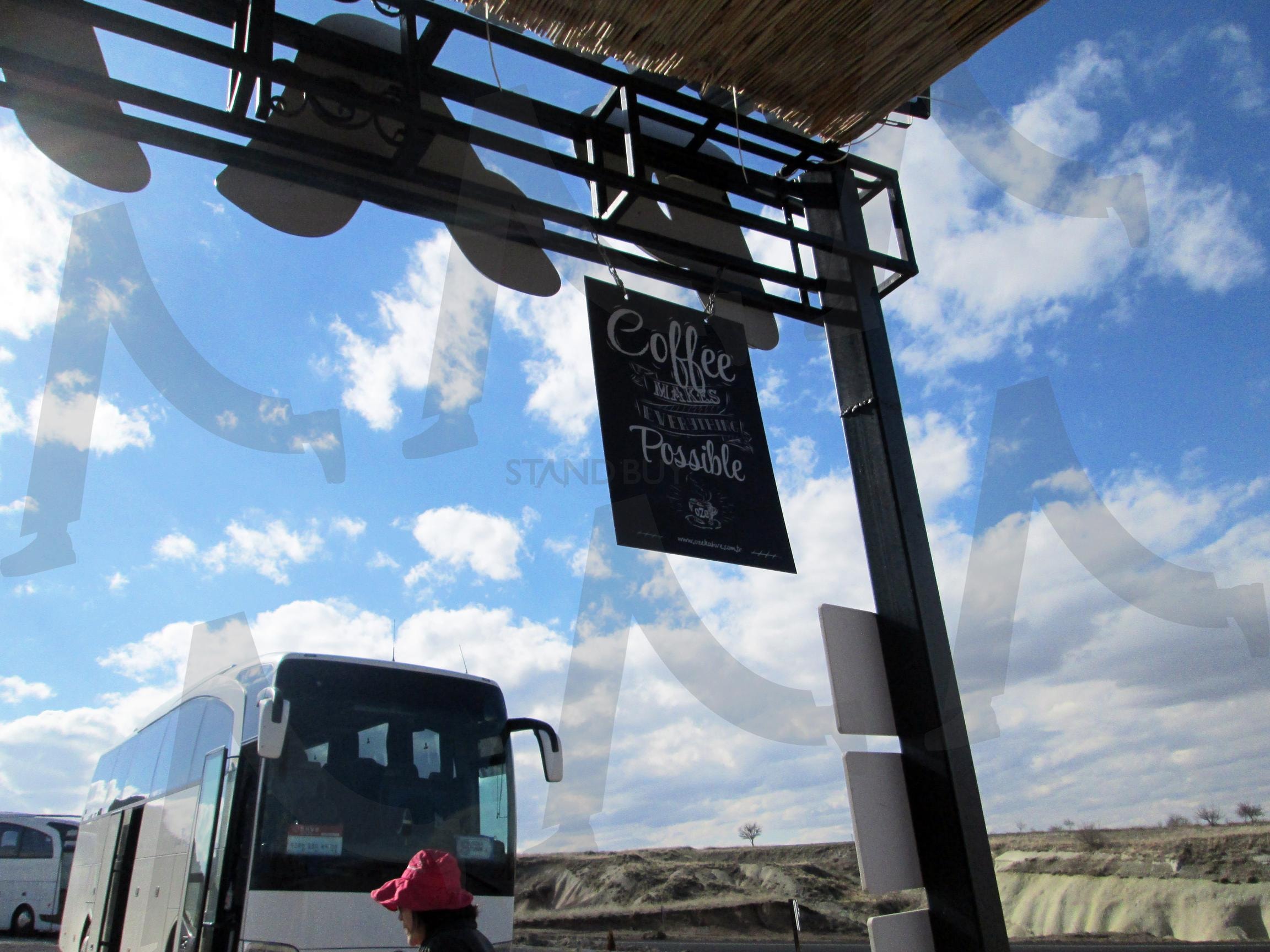 갑바도키아 감성사진 | 갑바도키아, 터키, 열기구, 동굴 도시, 기암절벽, 페어리 치메니, 여행 사진, 자연 경관, 세계 문화유산, 동굴 수도원 | 스탠바이 STANDBUY 디지털 콘텐츠