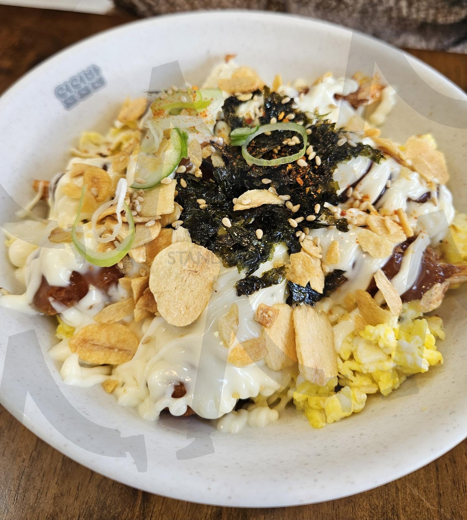 새우덮밥 | 덮밥, 한식, 혼밥, 음식, 푸드, 새우덮밥, 새우 | 스탠바이 STANDBUY 디지털 콘텐츠