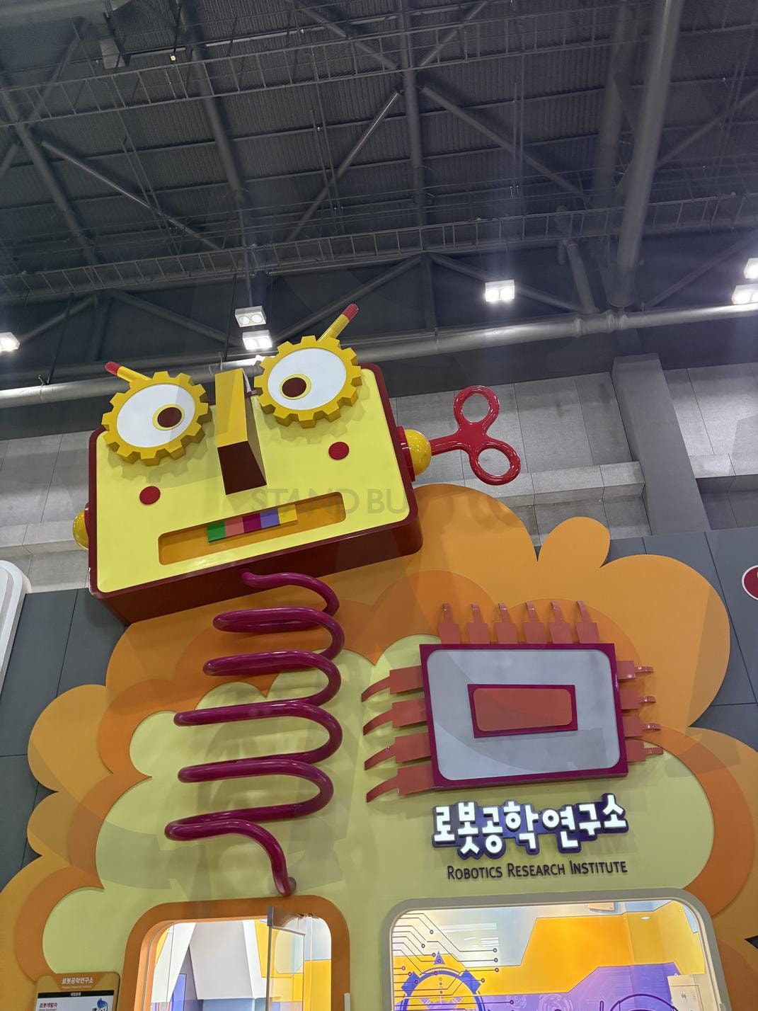 Robotics Research Institute – A Playful Take on Technology | robotics, interactive exhibition, playful design, technology education, robot-themed, STEM learning, futuristic play area, children’s science center, engineering, hands-on experience. | 스탠바이 STANDBUY 디지털 콘텐츠