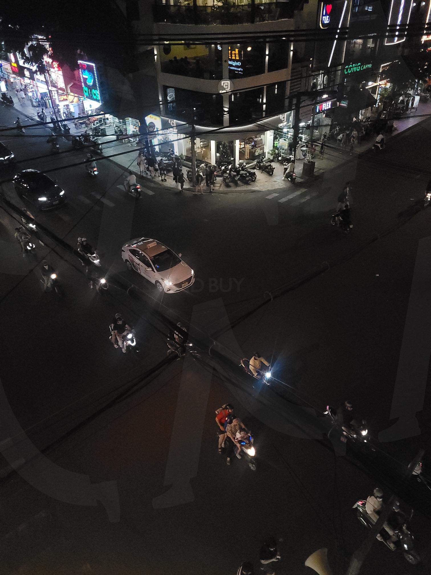 베트남 밤거리 | 베트남, 야경, 오토바이, 사거리, 밤거리, 밤, 풍경 | 스탠바이 STANDBUY 디지털 콘텐츠